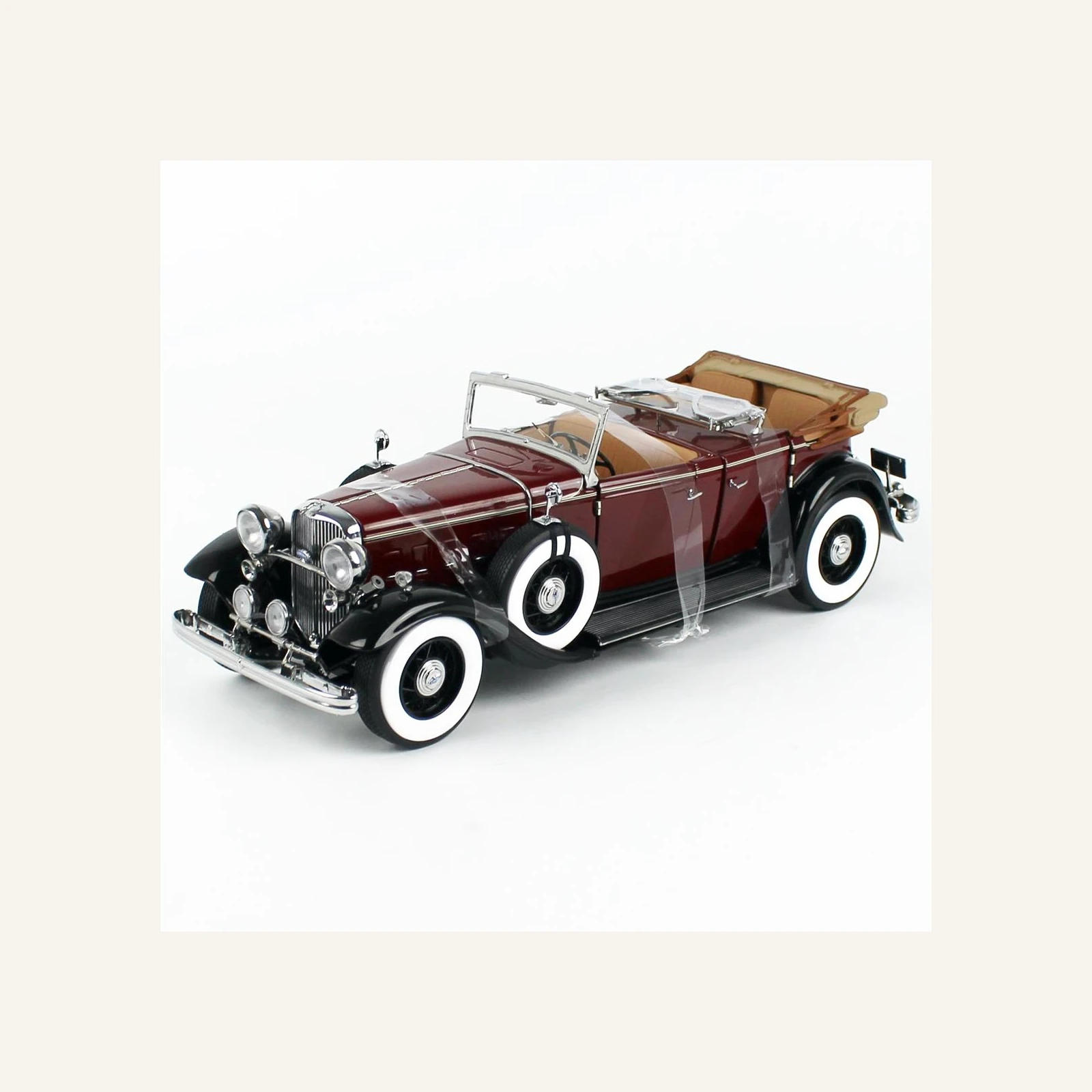 Sunstar 6167 1/18 Ölçek, 1932 Ford Lincoln KB Top Down,  Maron