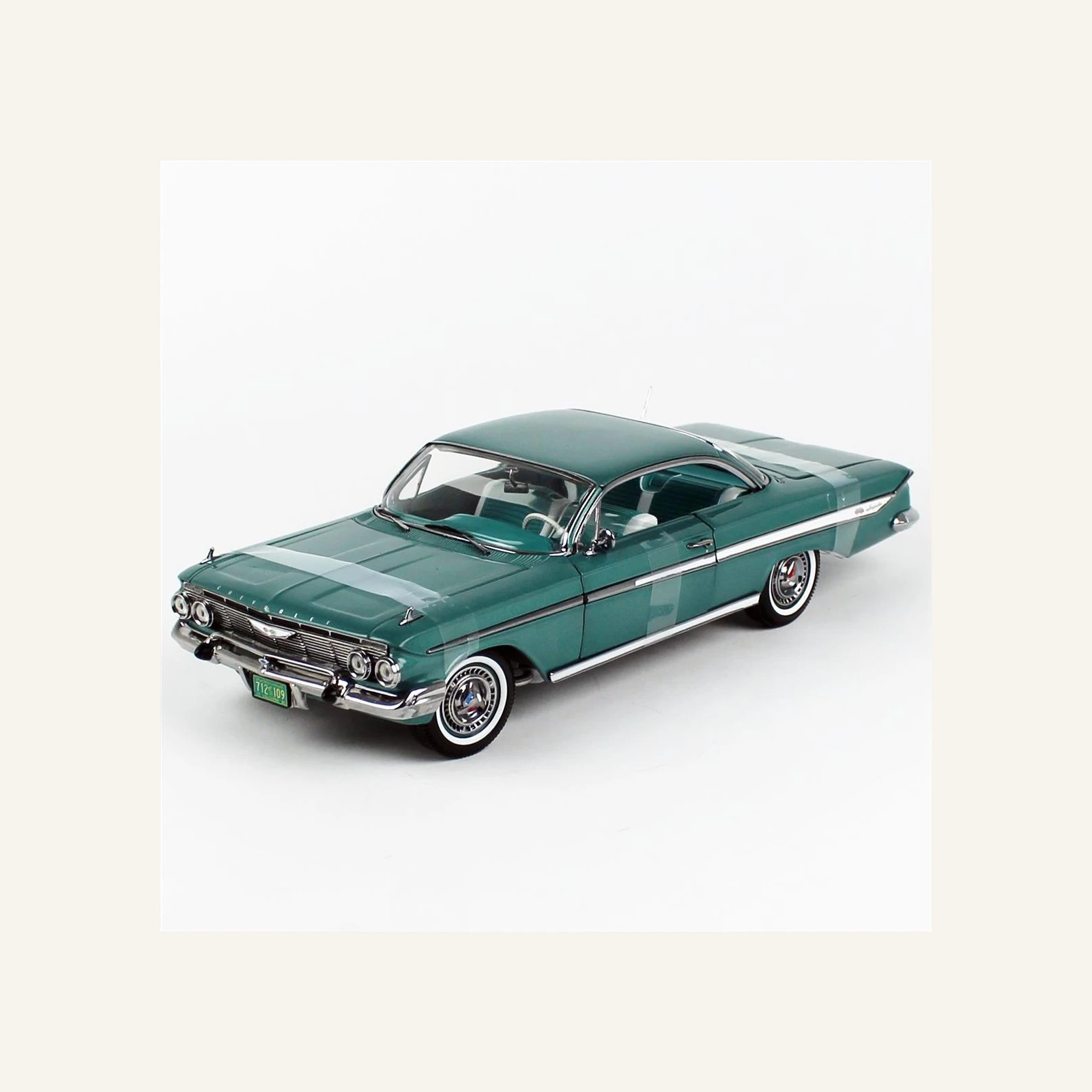 Sunstar 2109 1/18 Ölçek, 1961 Chevrolet Impala Sport Coupe, Koyu Turkuaz