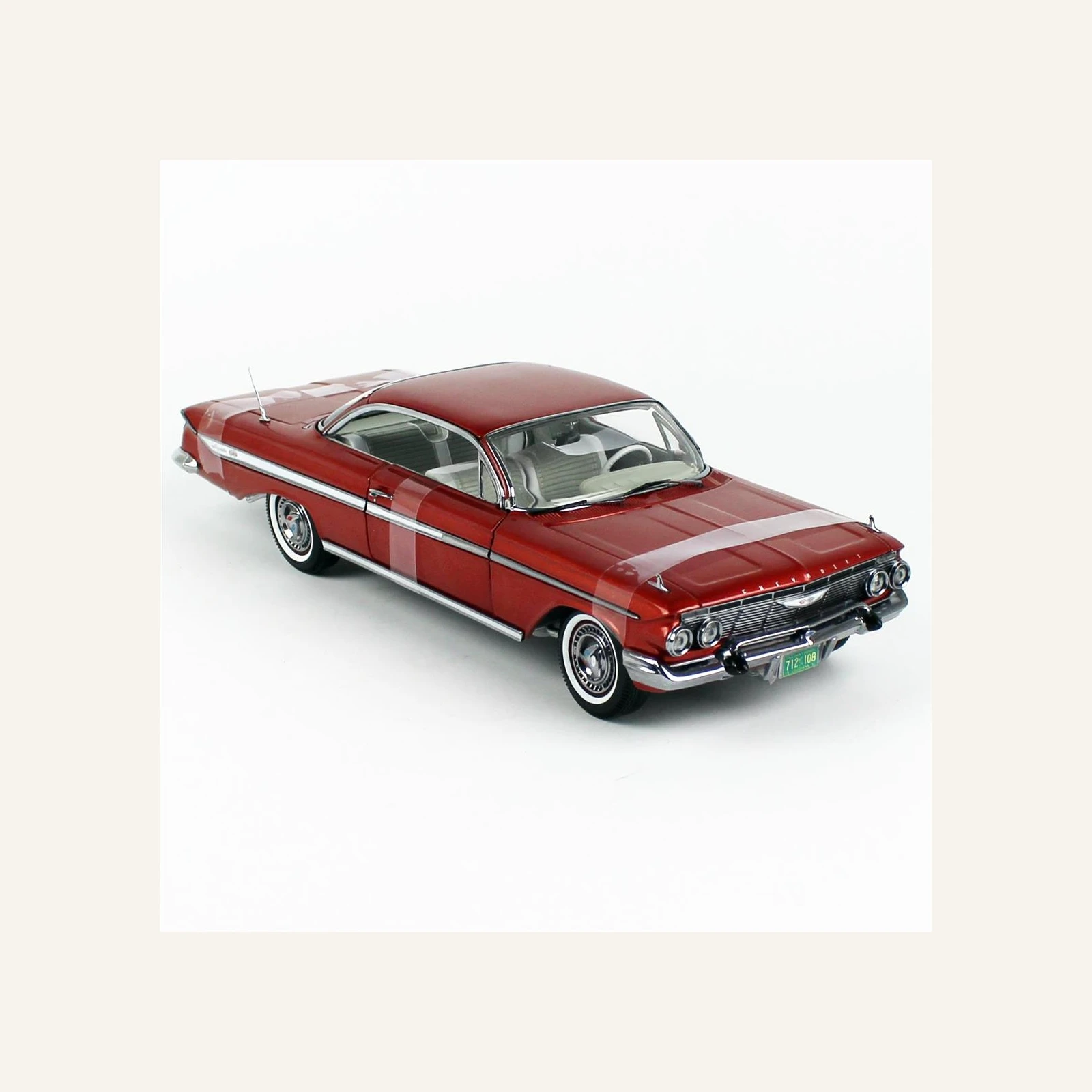 Sunstar 2108 1/18 Ölçek, 1961 Chevrolet Impala Sport Coupe, Honduras Maroon