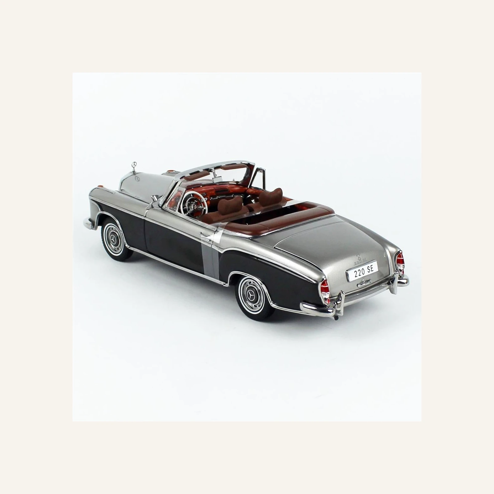 Sunstar 3593 1/18 Ölçek, 1960 Mercedes-Benz 220 SE Cabriolet, Gri/Koyu Gri