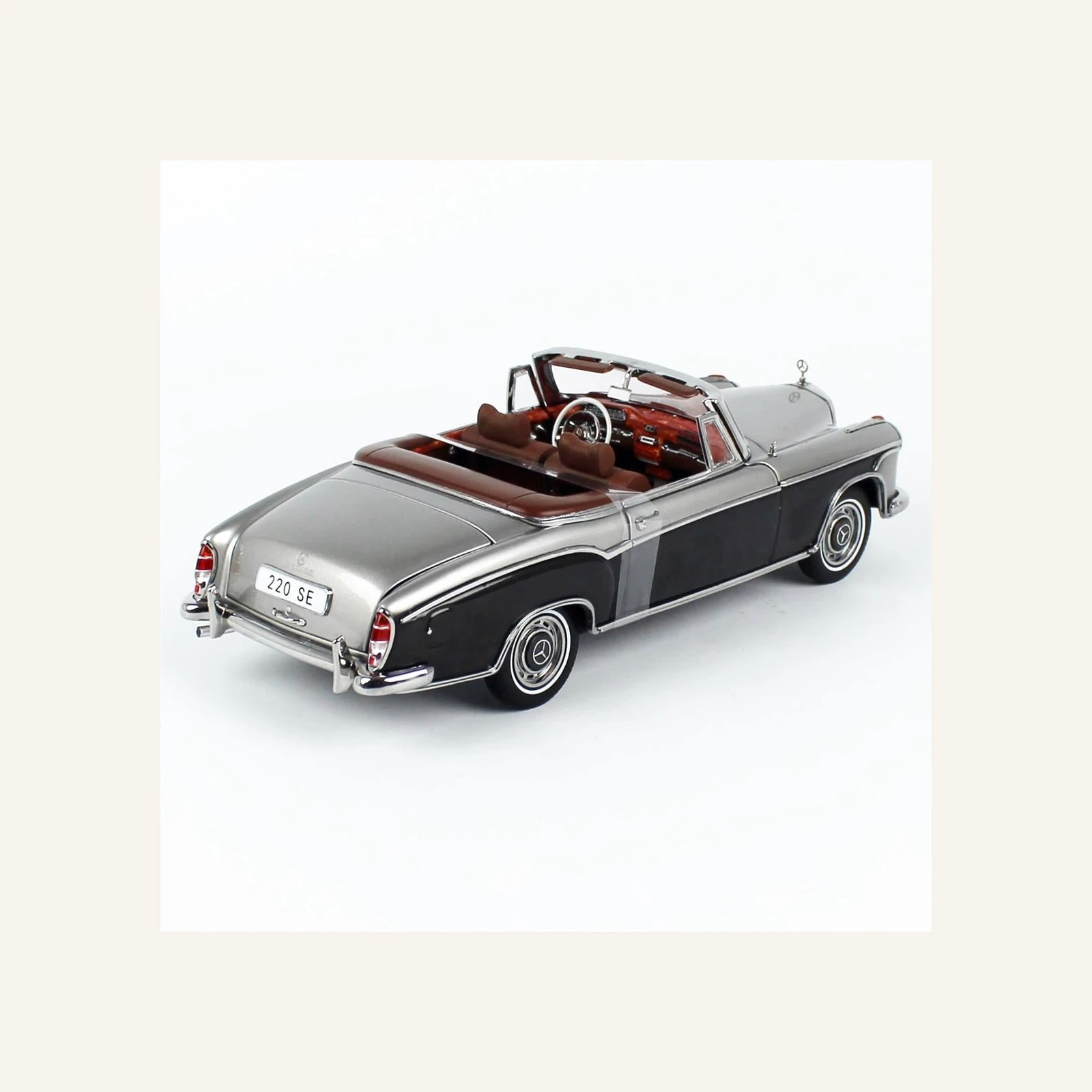 Sunstar 3593 1/18 Ölçek, 1960 Mercedes-Benz 220 SE Cabriolet, Gri/Koyu Gri