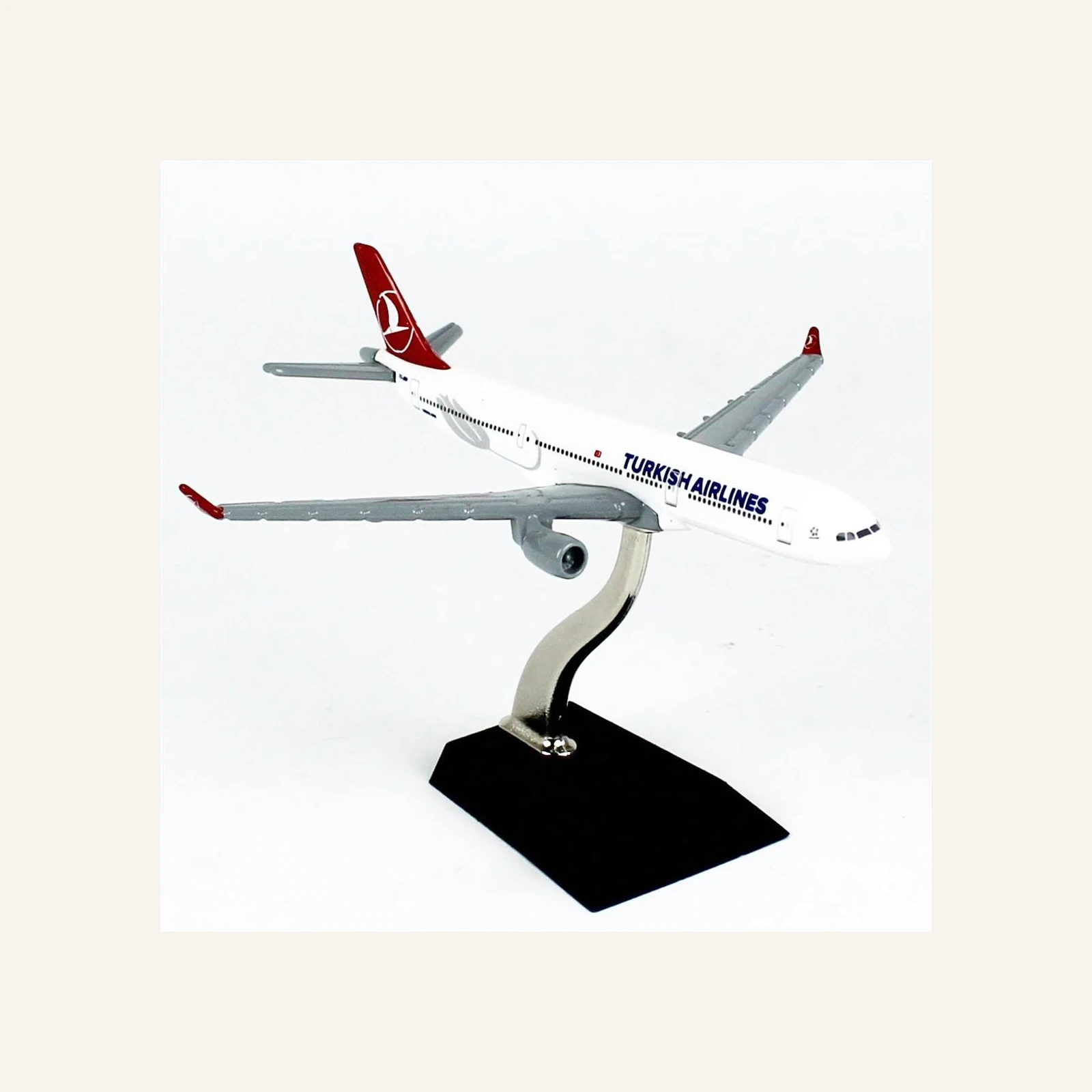 THY055 1/400 Ölçek, Turkish Airlines Logolu Boeing B737-800 Yolcu Uçağı
