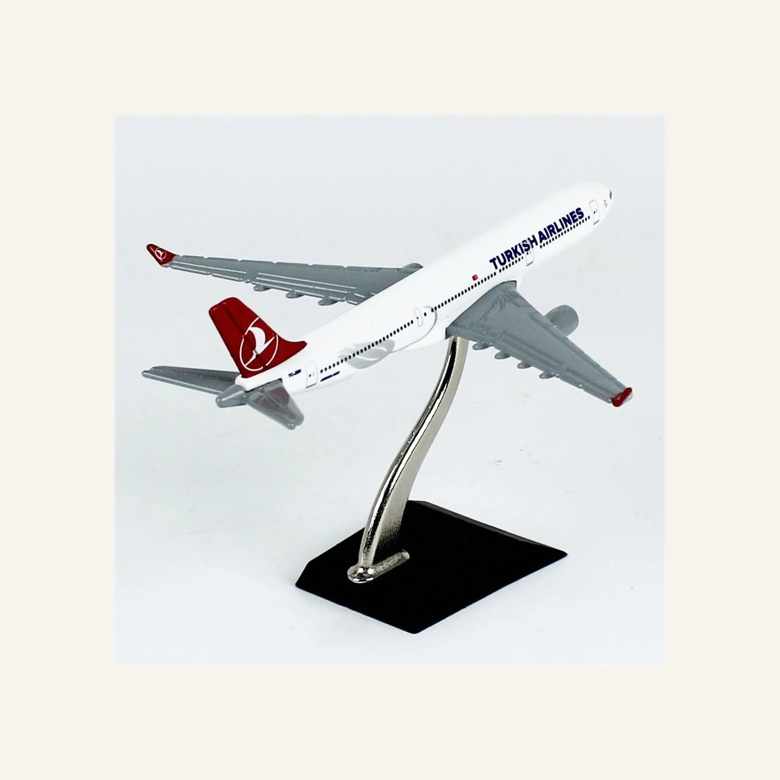 THY055 1/400 Ölçek, Turkish Airlines Logolu Boeing B737-800 Yolcu Uçağı