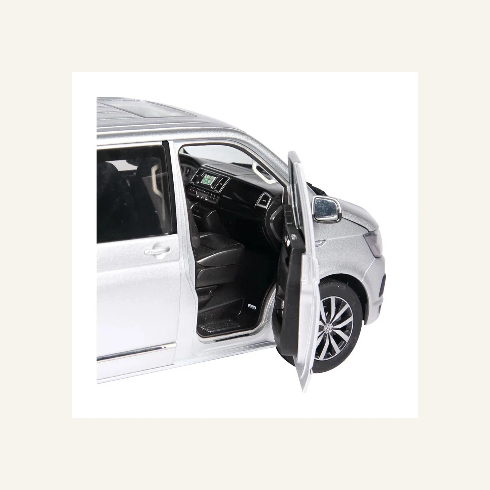 NZG 0954/55 1/18 Ölçek, VW T 6.1 Multivan Minibüs, Gümüş