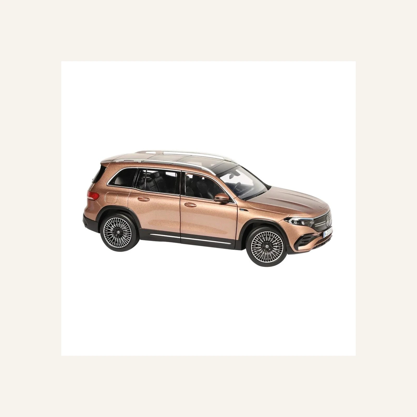 NZG 1016/61 1/18 Ölçek, Mercedes-Benz EQB, X243 Araba, Metalik Gül Kırmızısı