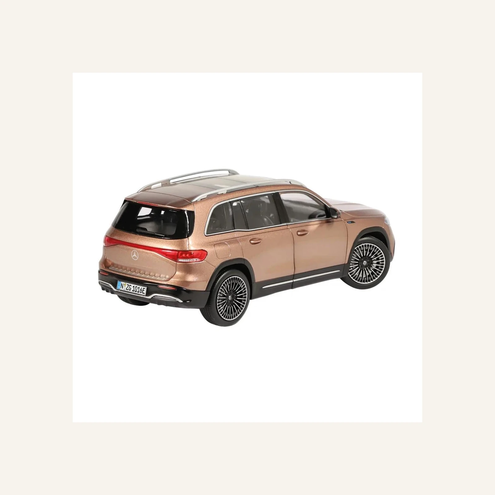 NZG 1016/61 1/18 Ölçek, Mercedes-Benz EQB, X243 Araba, Metalik Gül Kırmızısı