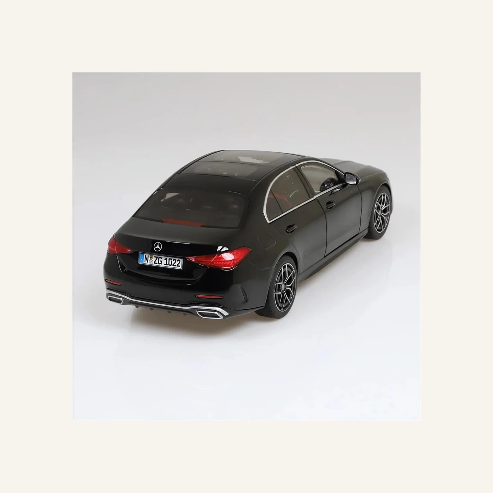 NZG 1022/50 1/18 Ölçek, Mercedes-Benz C-Class Araba, Siyah