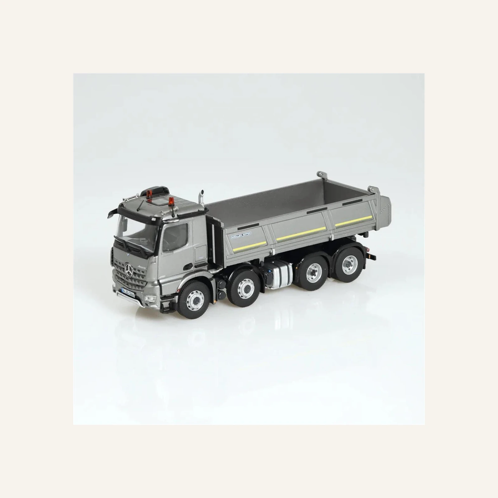 NZG 1066/55 1/50 Ölçek, Mercedes-Benz Arocs 8x4 Meiller Damperli Kamyon, Gümüş/Gri