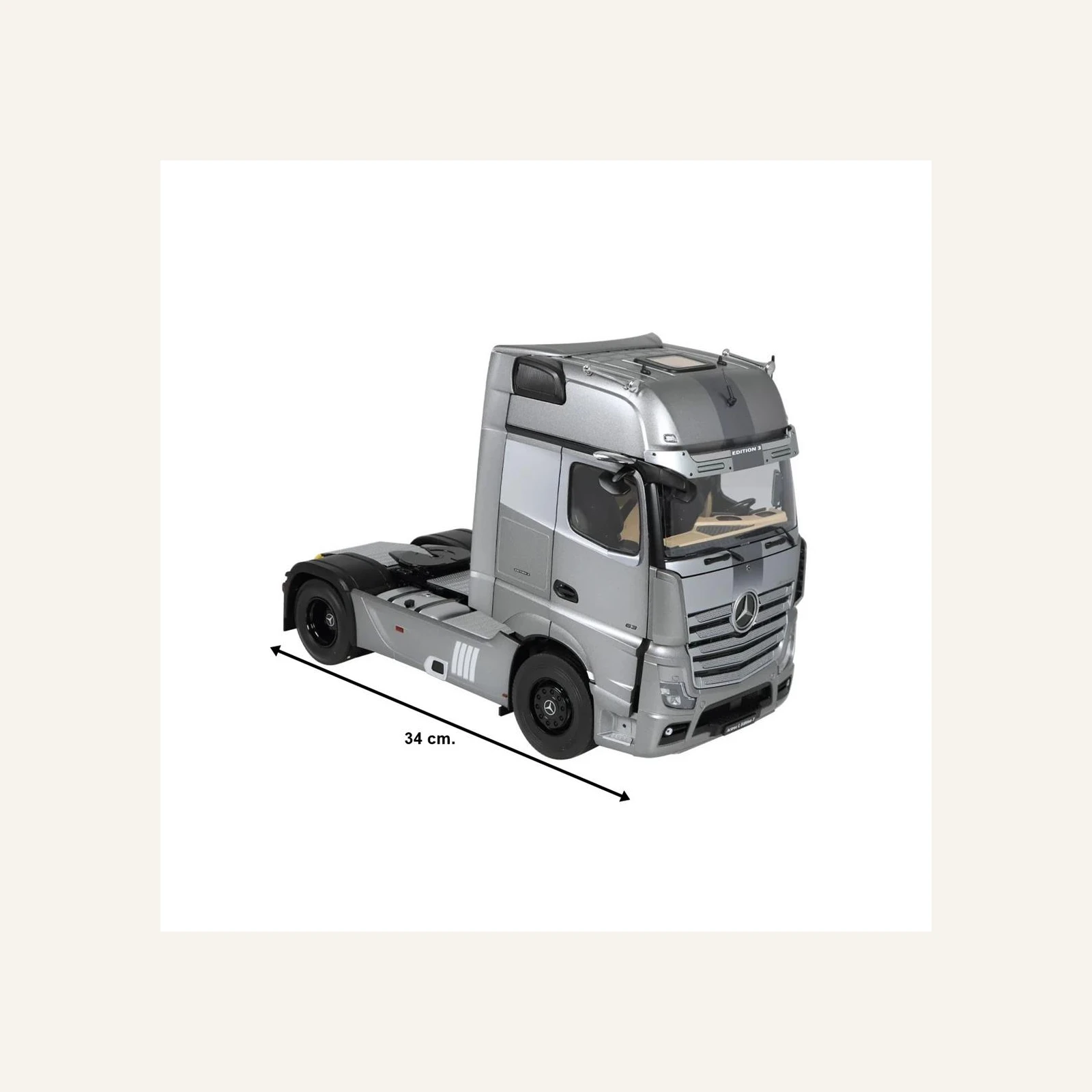NZG 1077/55 1/18 Ölçek, Mercedes-Benz Actros Giga (Edition 3) Çekici, Metalik Gümüş