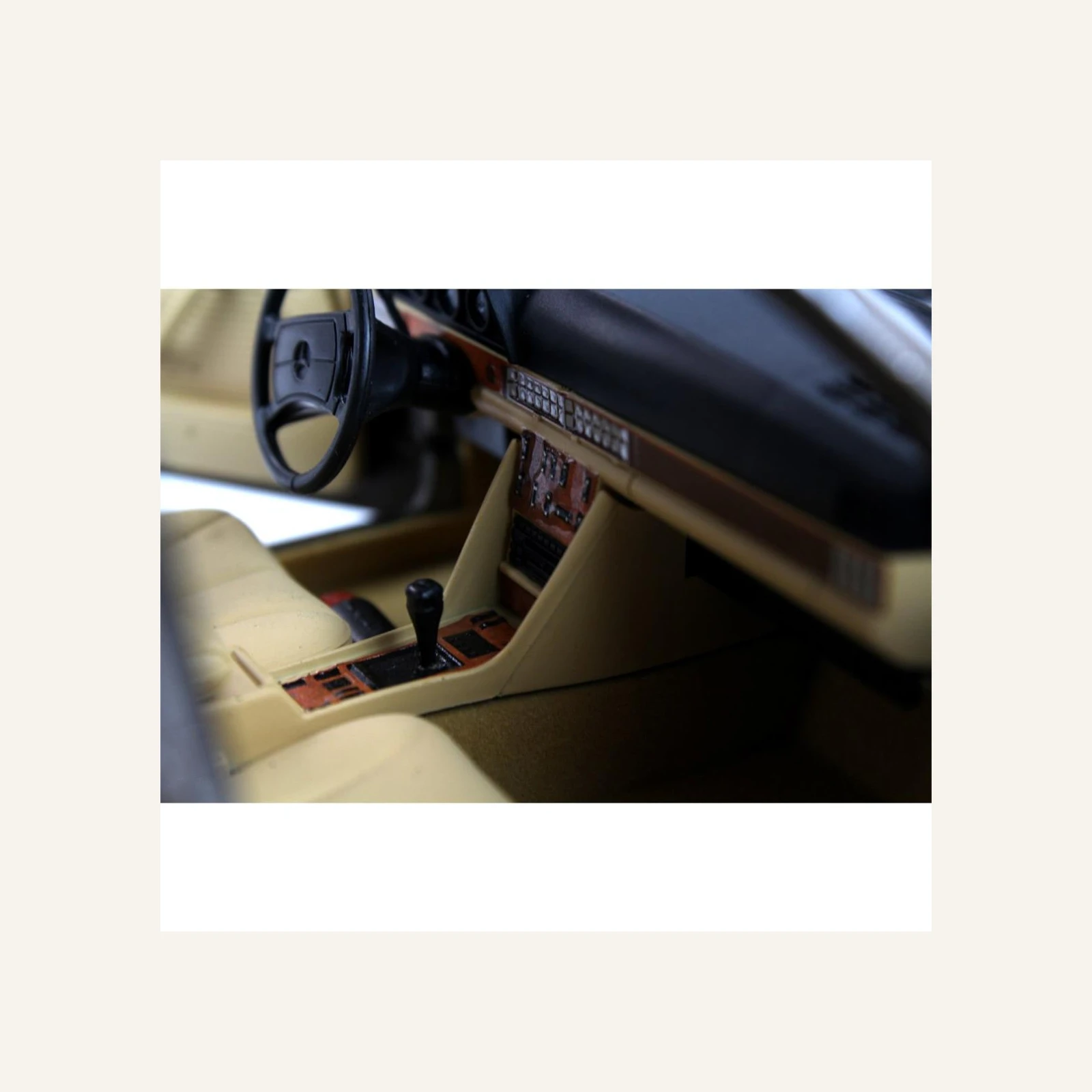 Norev B66040646 1/18 Ölçek, Mercedes Benz 560 SEL (W126), İmpala Brown