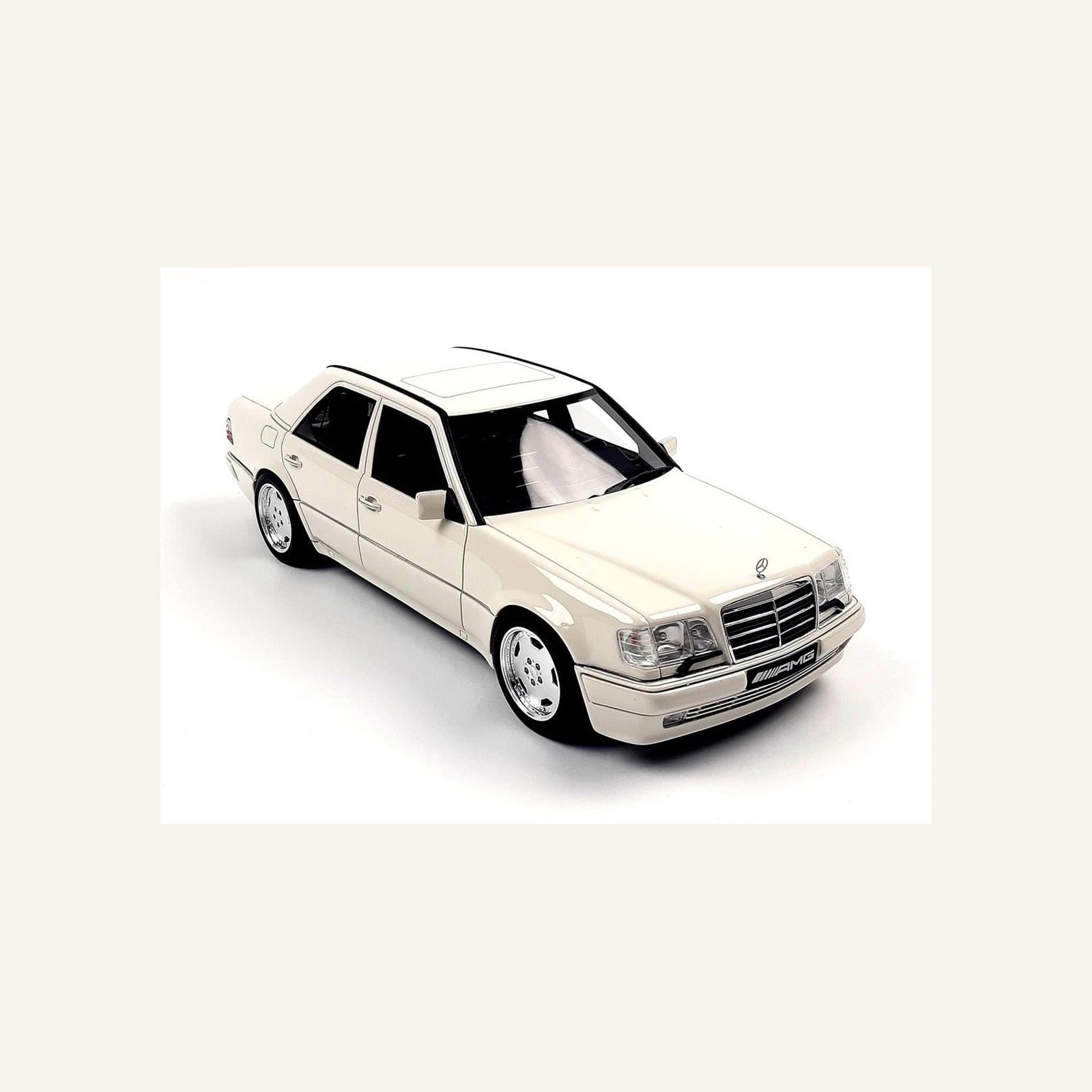 GT Spirit B66040640 1/18 Ölçek, Mercedes Benz E Class E60 AMG (W124) 1994, White