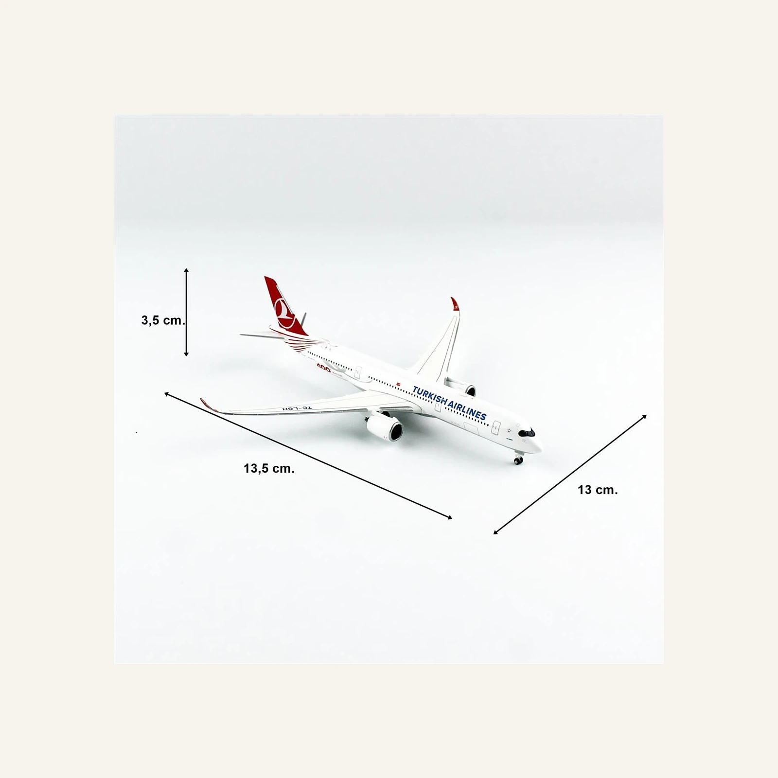 Herpa 537230 1/500 Ölçek, THY Airbus A350-900 (400th Aircraft)- TC-LGH (Tek Yürek), Metal