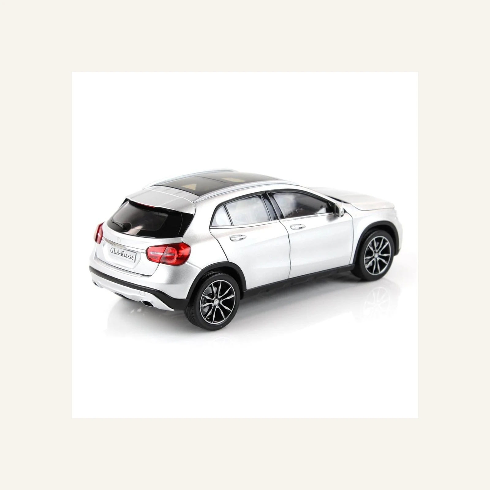 Norev B66960267 1/18 Ölçek, Mercedes Benz GLA (X156) 2013, Polar Silver Metallic