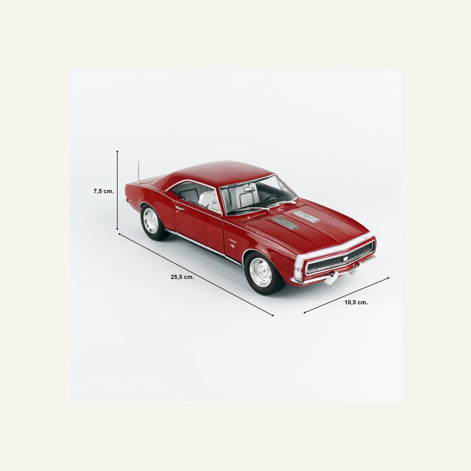 AutoWorld AMM1288 1/18 Ölçek, 1967 Chevrolet Camaro SS/RS (Hemmings), Bolero Red