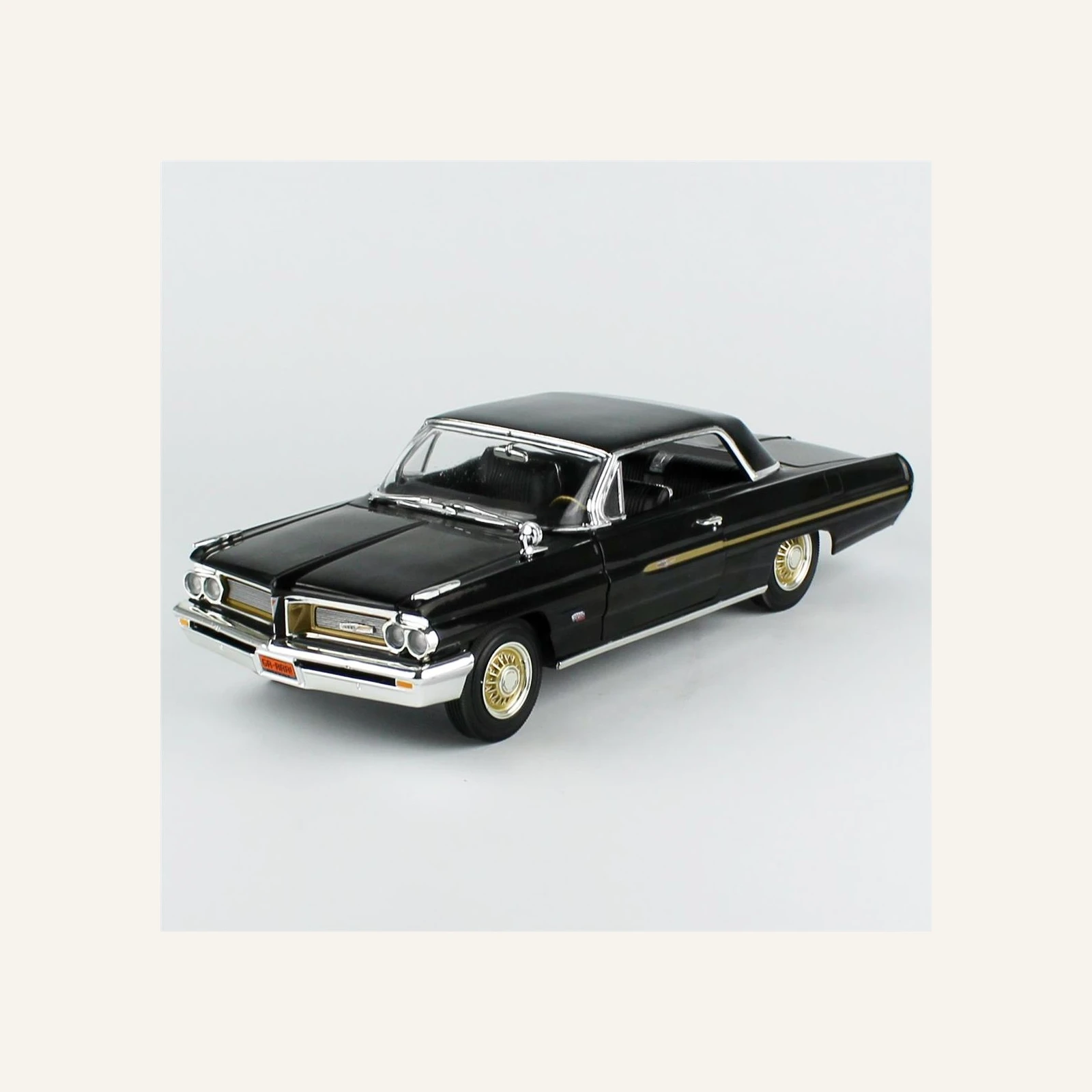 AutoWorld AMM1291 1/18 Ölçek, 1962 Pontiac Grand Prix Hardtop (Fireball Roberts Edition), Starlight Black