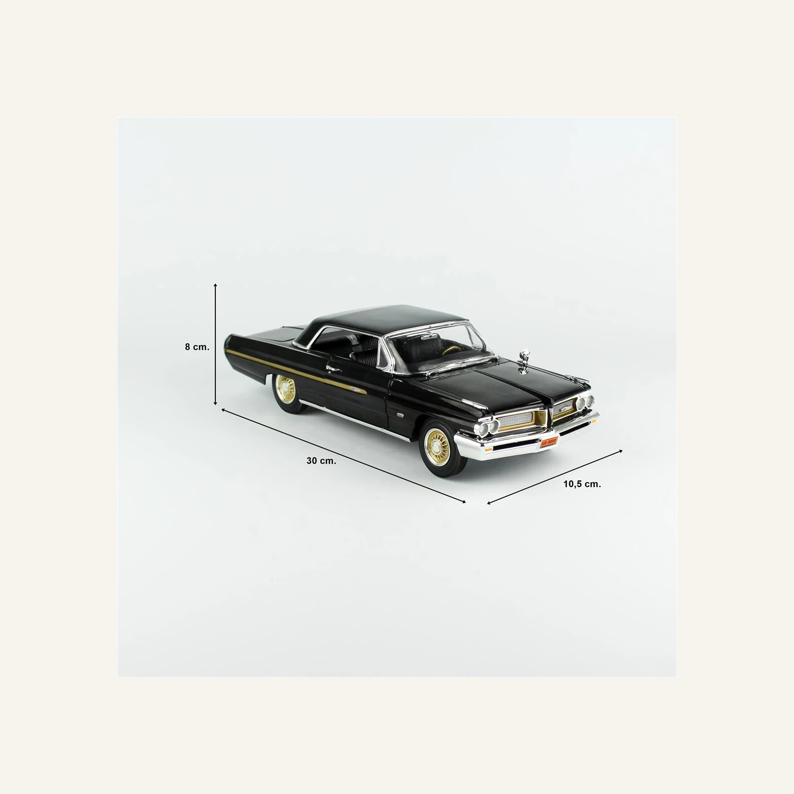 AutoWorld AMM1291 1/18 Ölçek, 1962 Pontiac Grand Prix Hardtop (Fireball Roberts Edition), Starlight Black