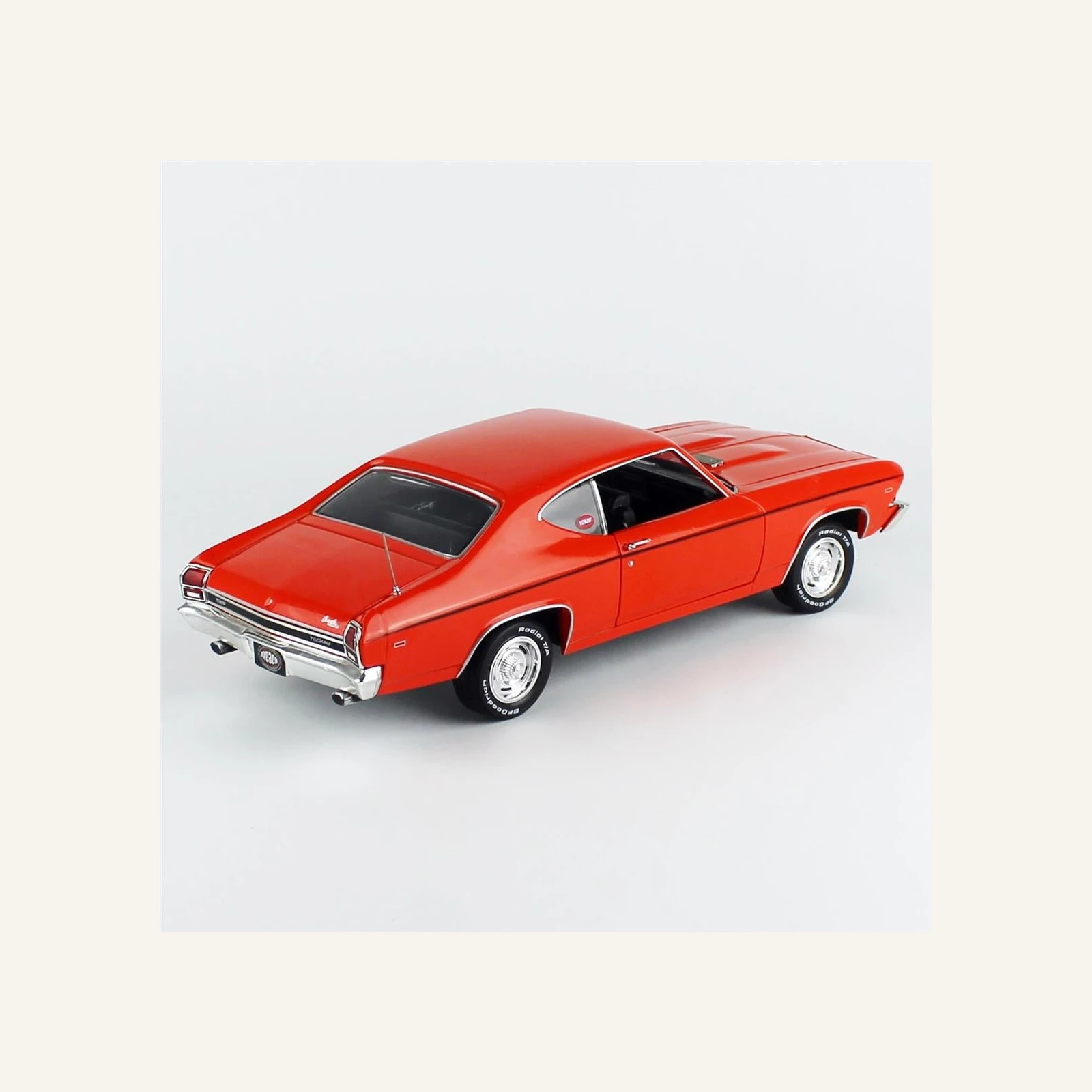 AutoWorld AMM1307 1/18 Ölçek,1969 Chevrolet Chevelle COPO (MCACN)