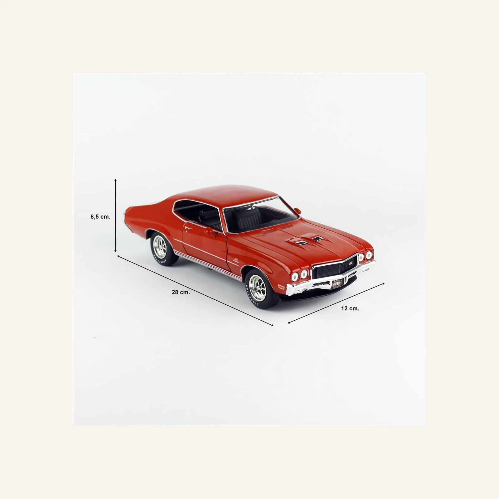 AutoWorld AMM1327 1/18 Ölçek, 1972 Buick GS Hardtop (MCACN), Br. Orange