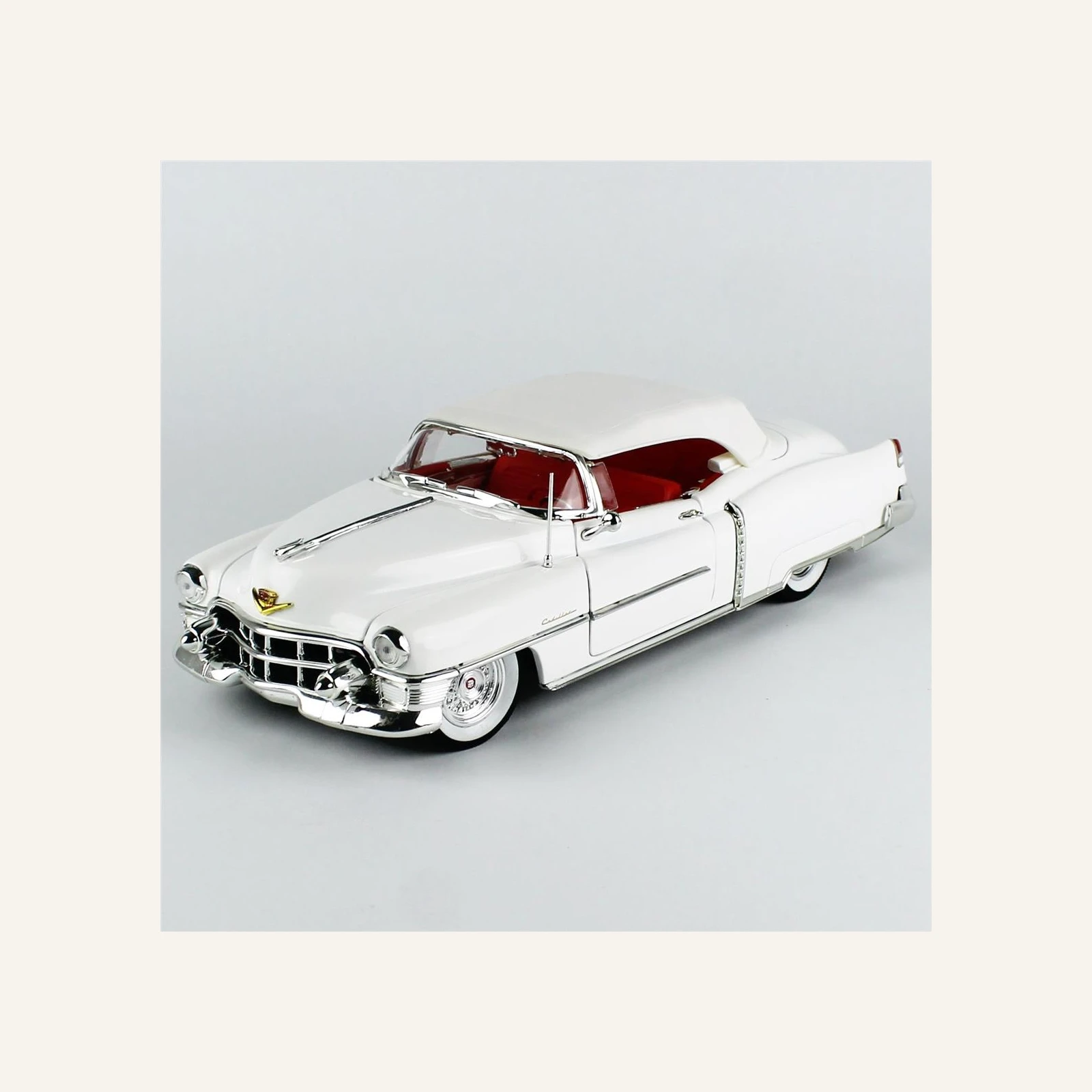 AutoWorld AW316 1/18 Ölçek, 1953 Cadillac Eldorado Convertible, Alpine White