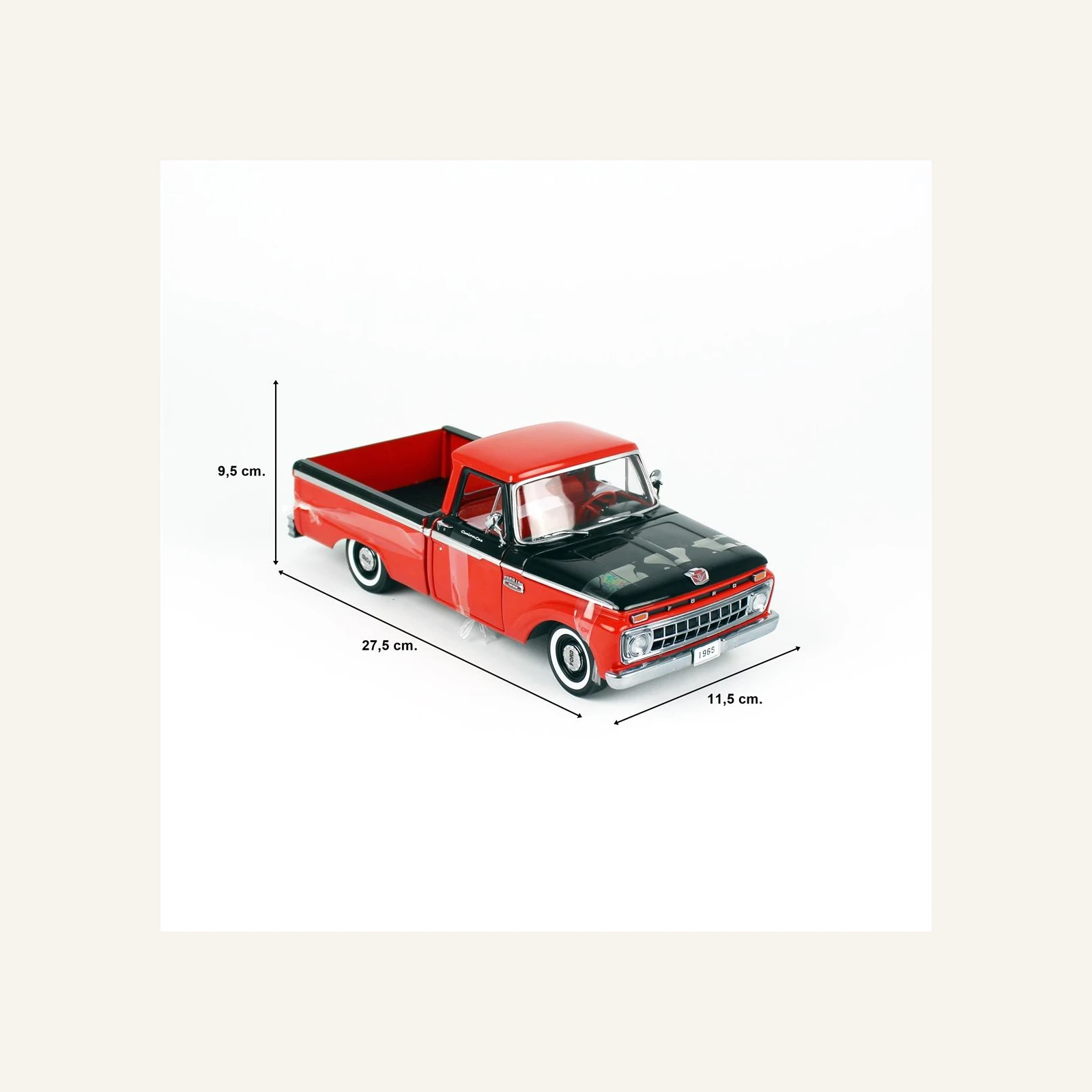 Sunstar 1304 1/18 Ölçek, 1965 Ford F-100 Kamyonet, Kırmızı-Siyah
