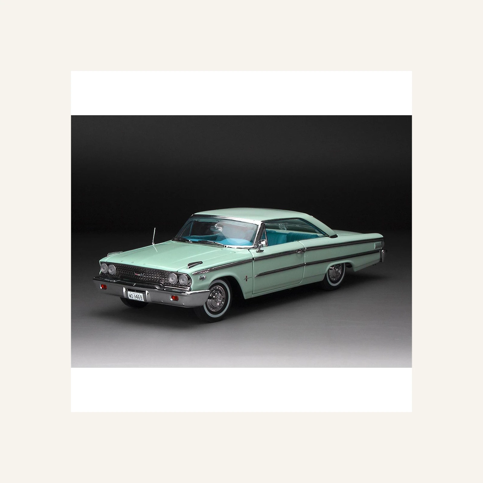 Sunstar 1469 1/18 Ölçek, 1963 Ford Galaxie 500/XL Hardtop, Buz Mavisi
