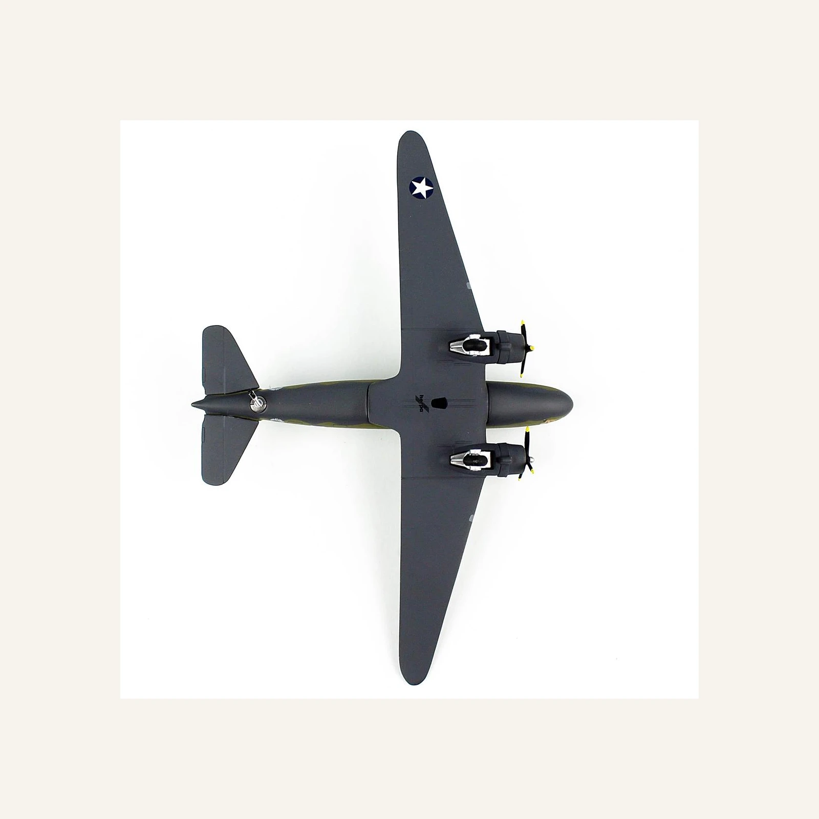 Herpa 572606 1/200 Ölçek, USAAF/Vintage Wings, Douglas C-53 Skytrooper, Metal