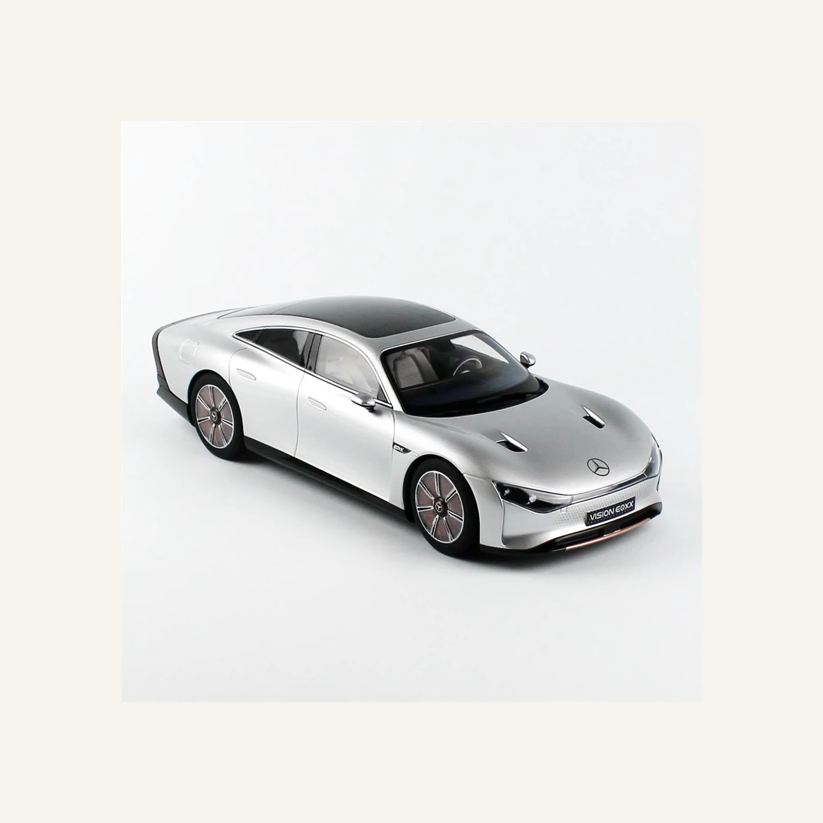 NZG 1073/55 1/18 Ölçek, Mercedes-Benz Vision EQXX Araba, Alüminyum Gümüş