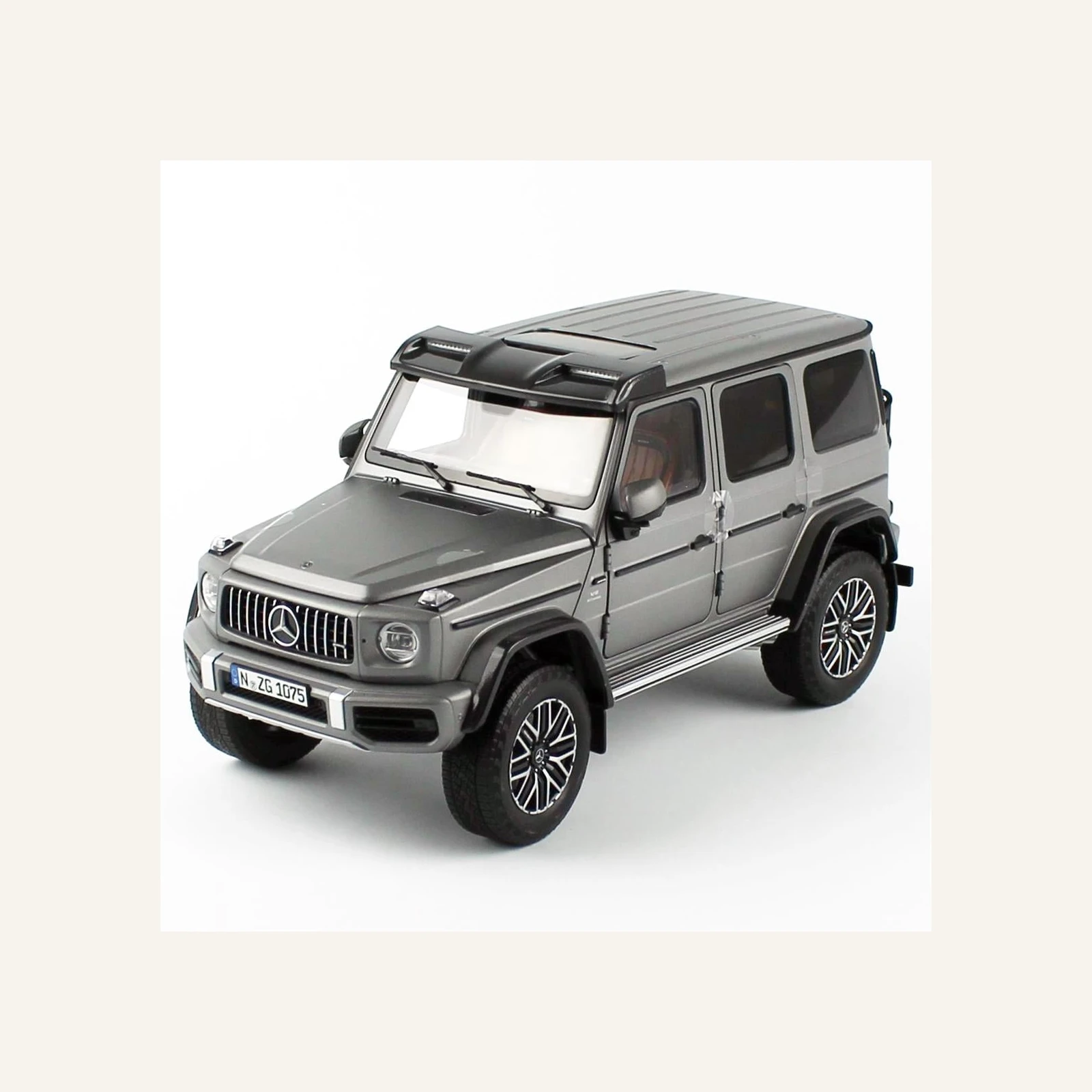 NZG 1075/61 1/18 Ölçek, Mercedes-AMG G 63, Arazi Aracı, Platin Magno