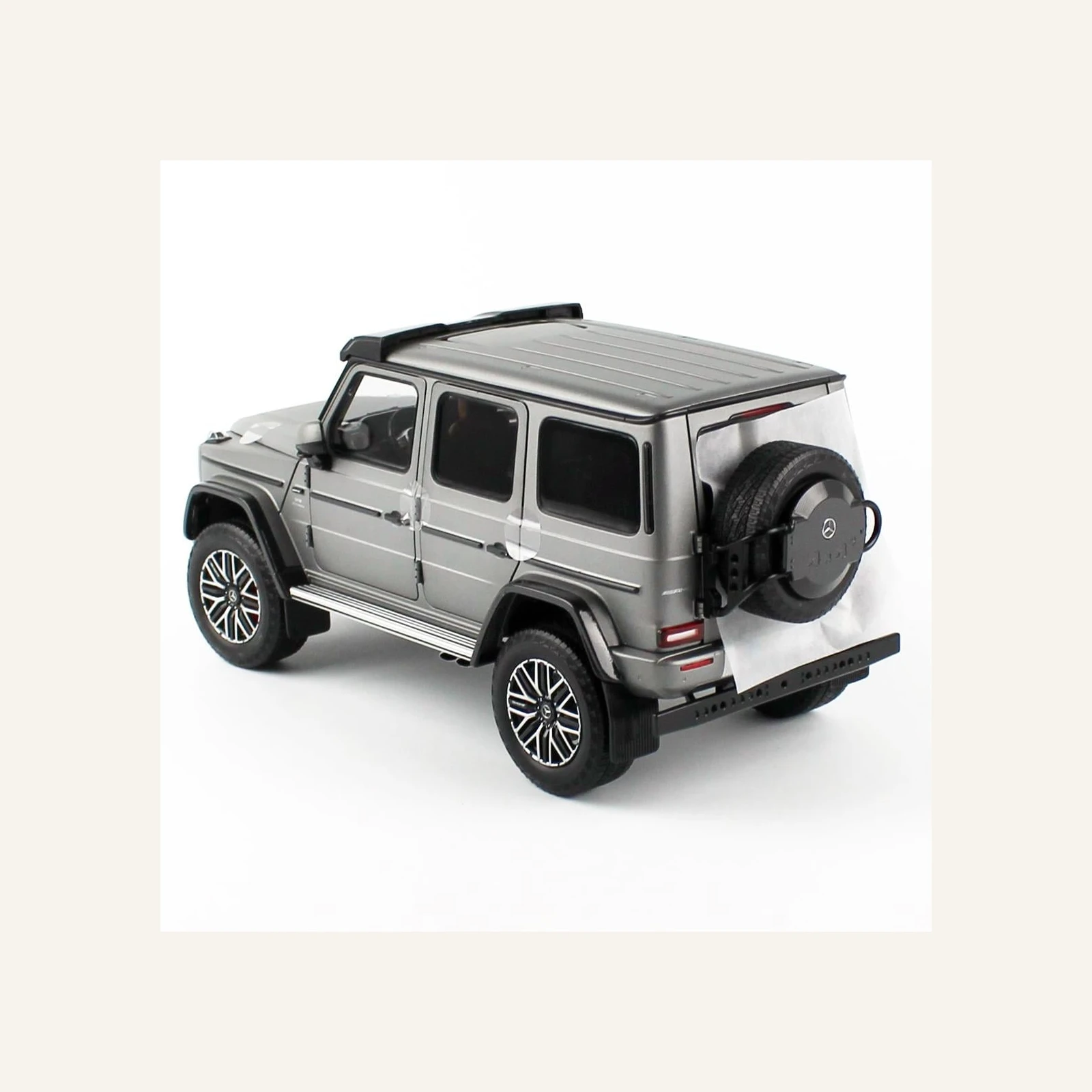 NZG 1075/61 1/18 Ölçek, Mercedes-AMG G 63, Arazi Aracı, Platin Magno