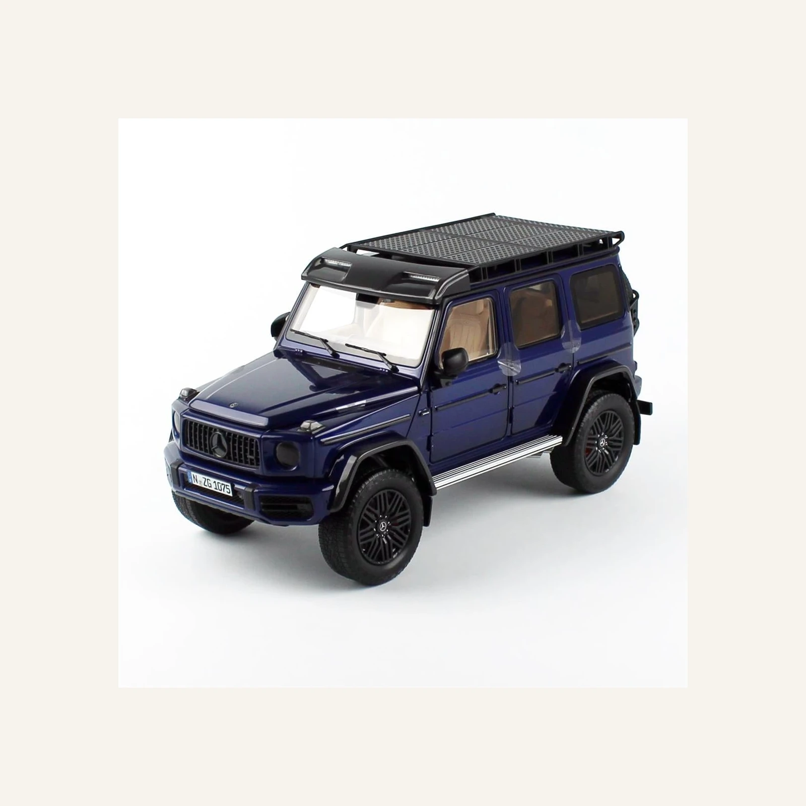 NZG 1075.1/20 1/18 Ölçek, Mercedes-AMG G 63 Arazi Aracı, Mistik Mavi