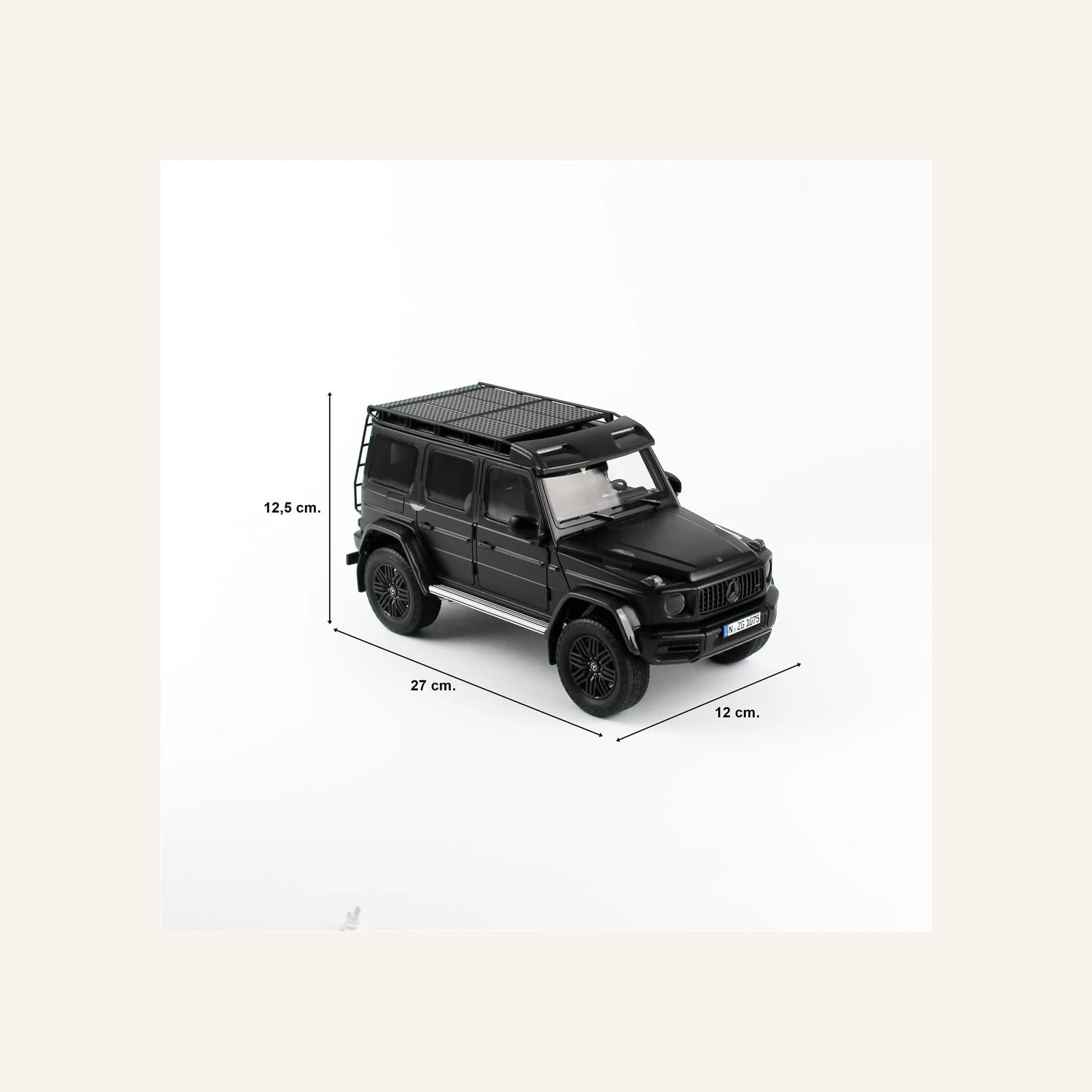 NZG 1075.1/50 1/18 Ölçek, Mercedes-AMG G 63 Arazi Aracı, Gece Siyahı