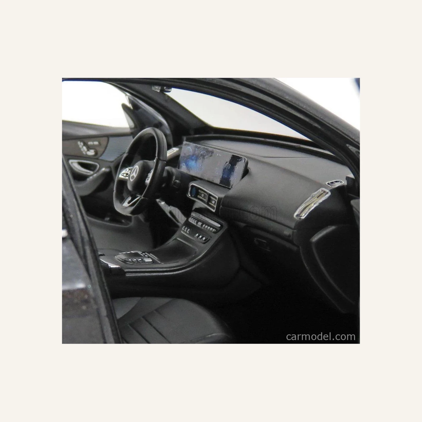 NZG B66963758 1/18 Ölçek, MERCEDES BENZ - EQC 400 (N293) 4MATIC 2019