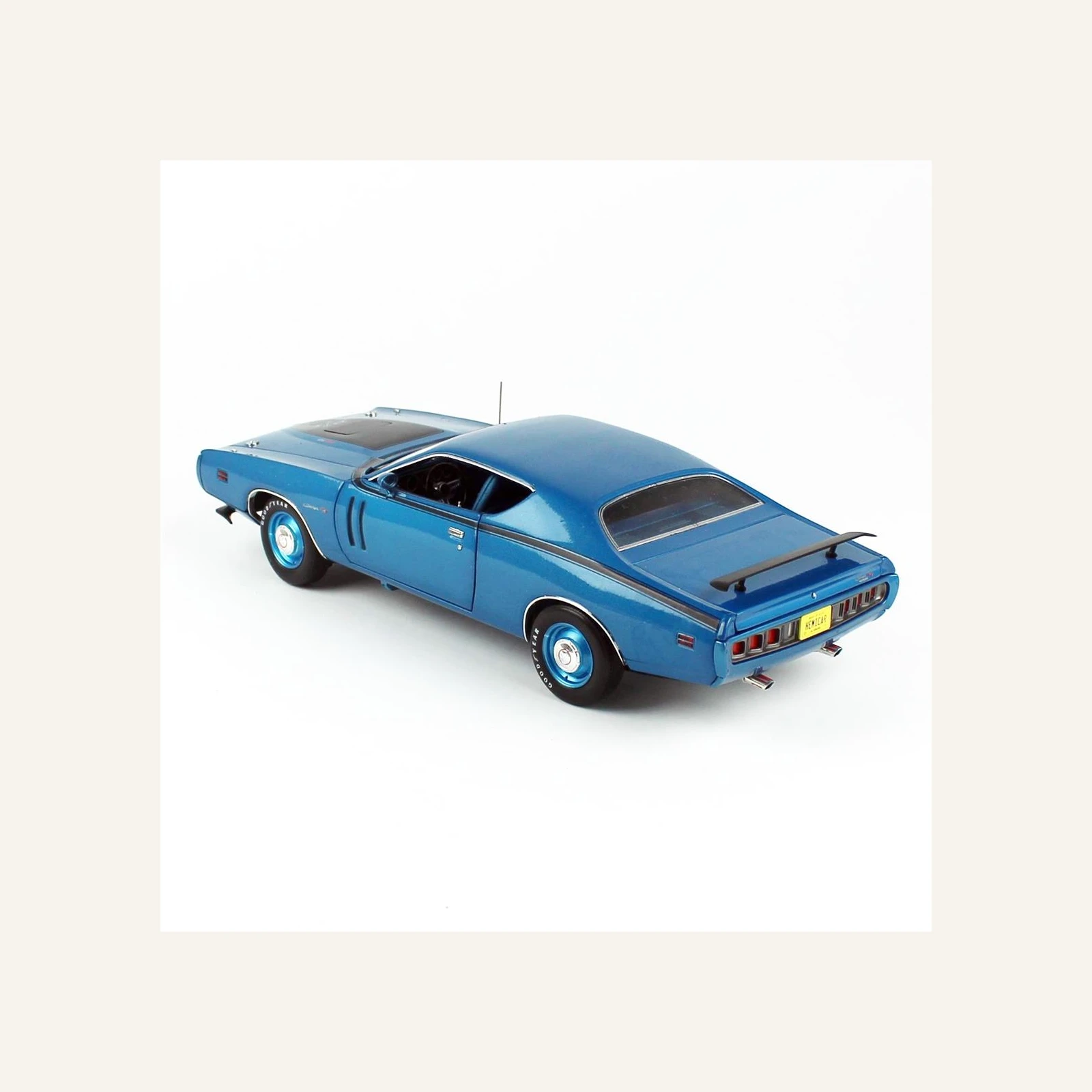 AutoWorld AMM1274 1/18 Ölçek, 1971 Dodge Charger R/T Coupe, Metalik Mavi