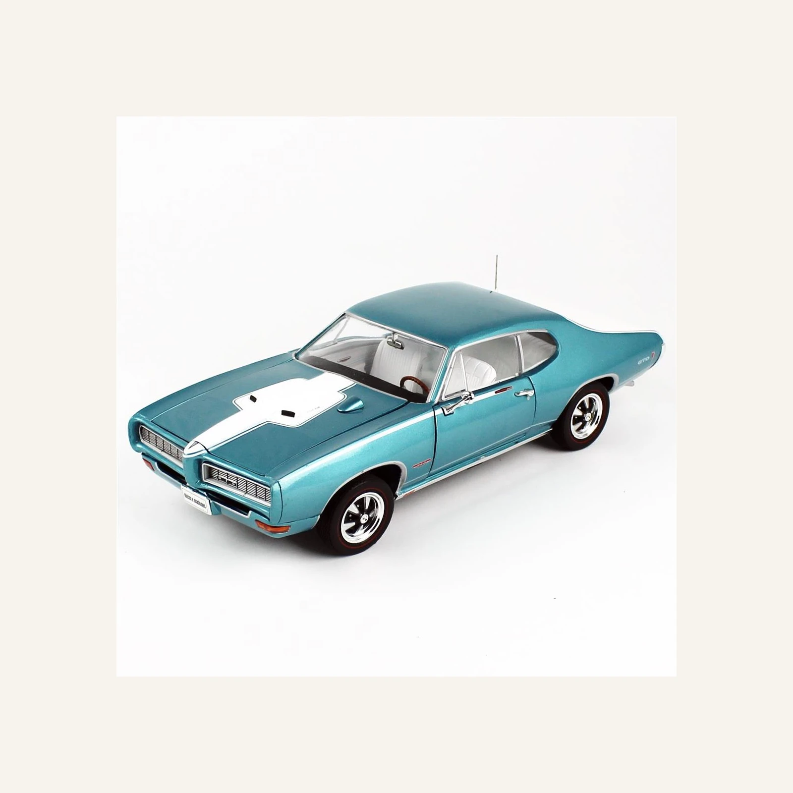 AutoWorld AMM1277 1/18 Ölçek, 1968 Pontiac Royal Bobcat, Turkuaz
