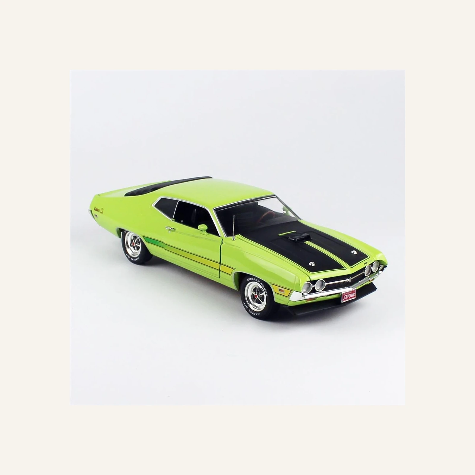 AutoWorld AMM1278 1/18 Ölçek, 1971 Ford Torino Cobra (Class of 1971), Limon Yeşili ve matt Siyah Kaput