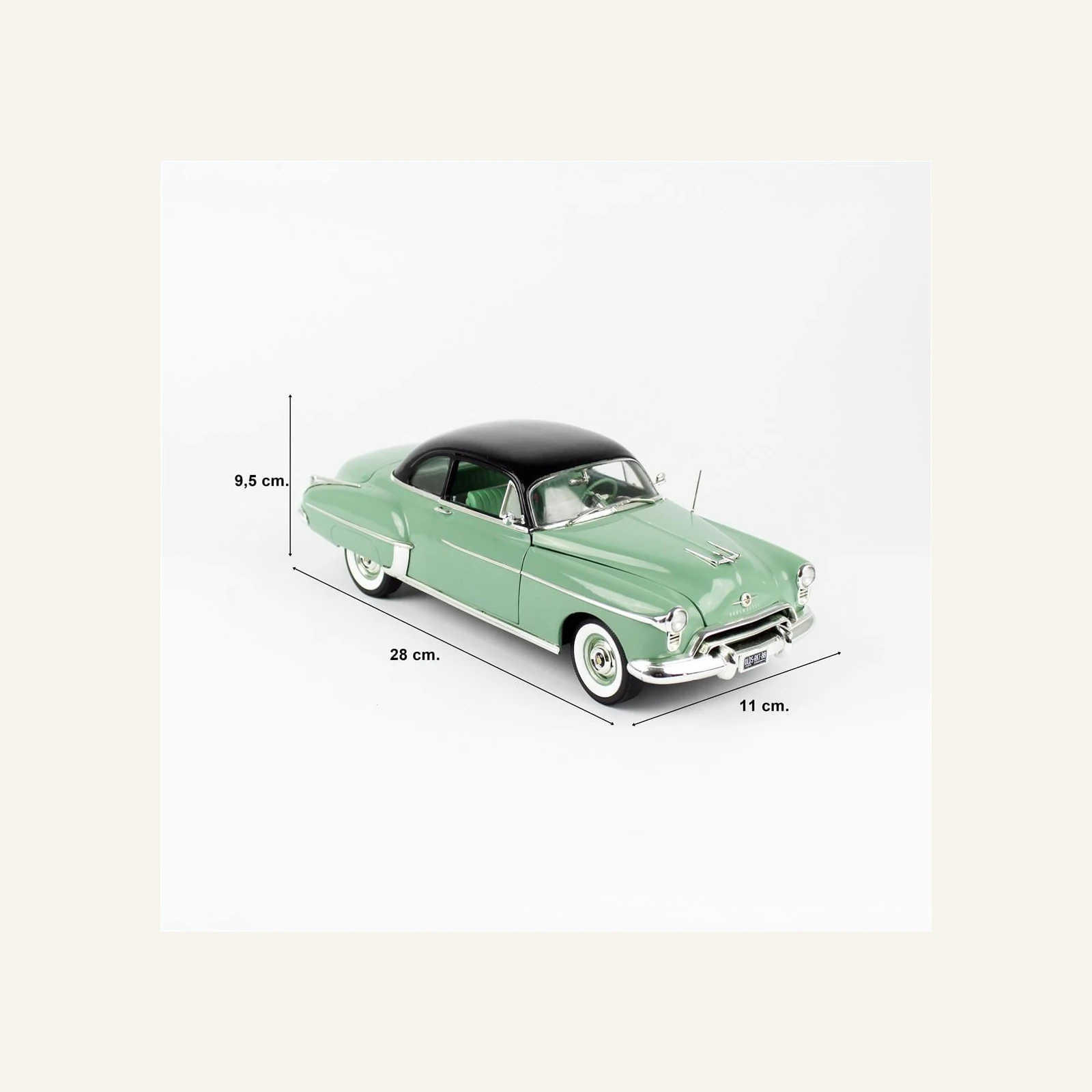AutoWorld AMM1280 1/18 Ölçek, 1950 Oldsmobile Rocket 88, Yeşil ve Siyah tavan