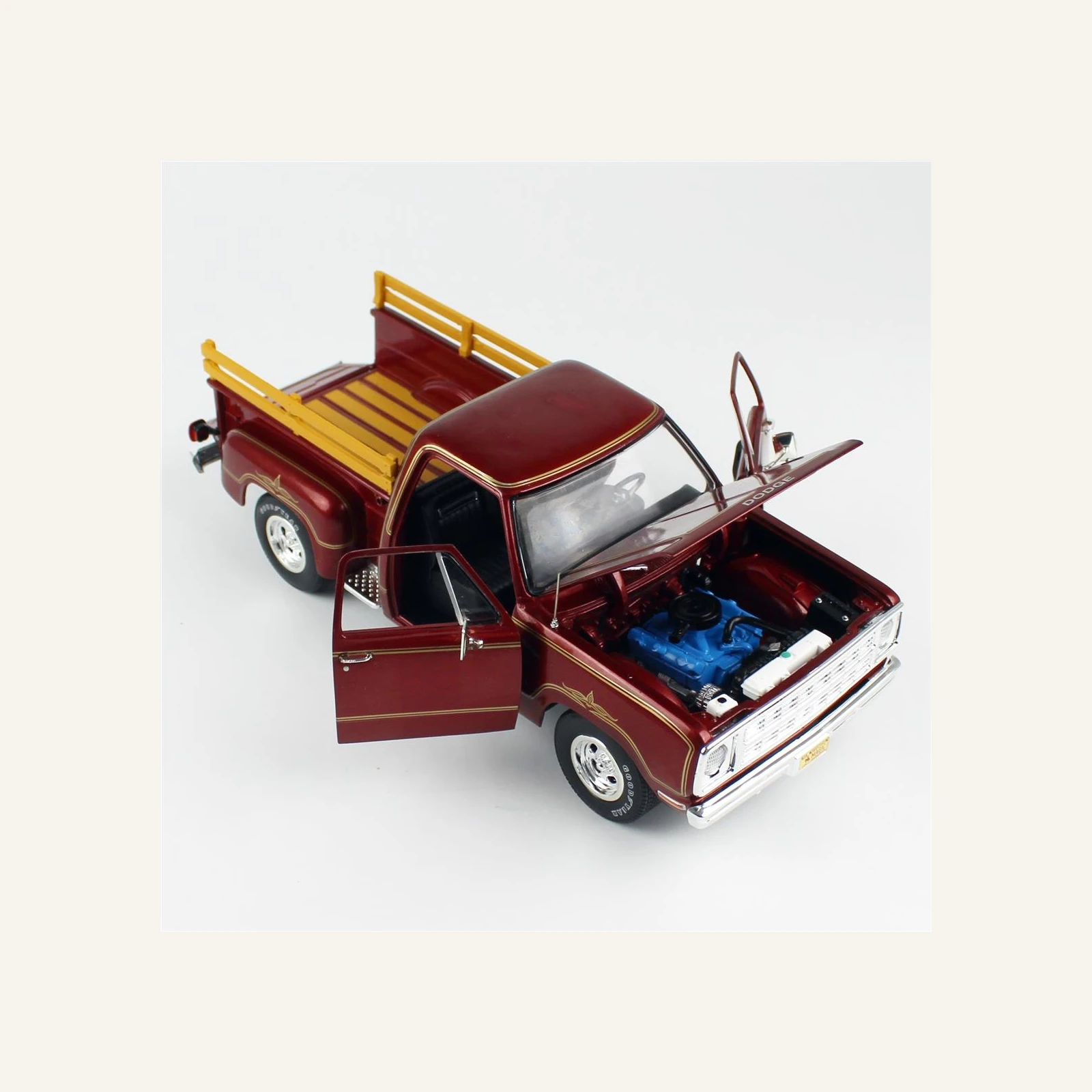 AutoWorld AW298 1/18 Ölçek, 1979 Dodge D100 Stepside Warlock II Kamyonet, Maron