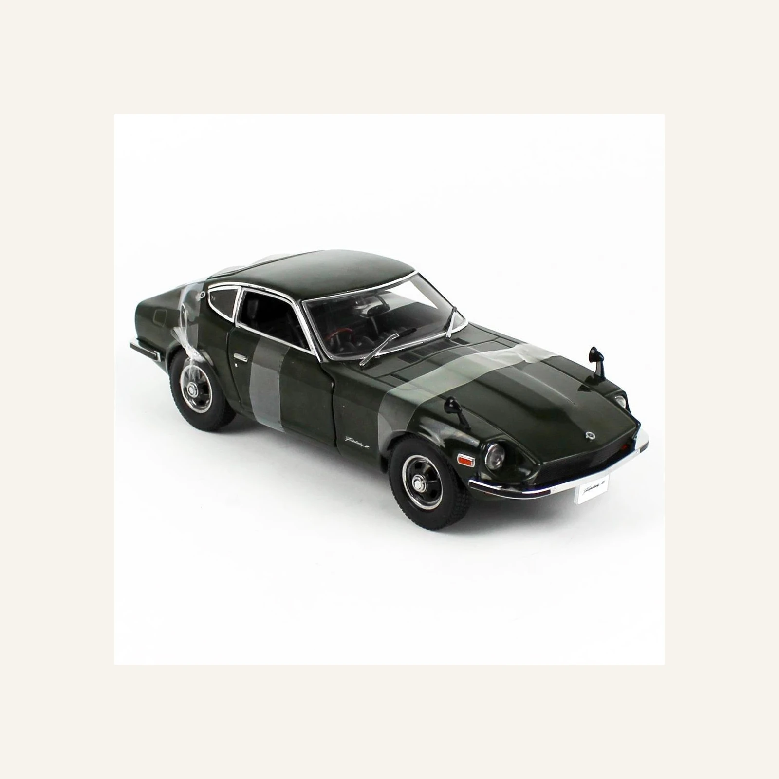 Sunstar 3514 1/18 Ölçek, 1970 Fairlady Z (S30), Koyu Yeşil