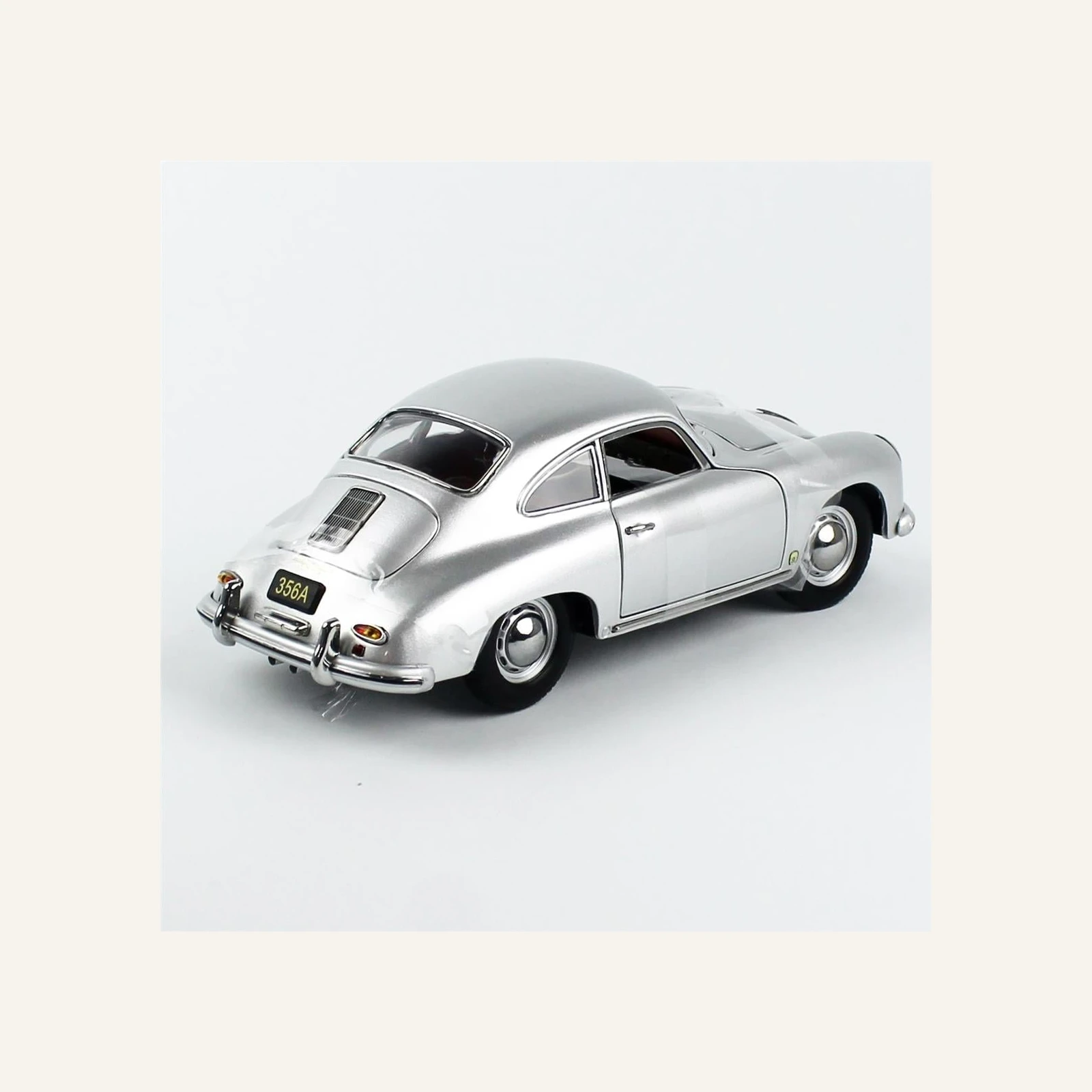 Sunstar 1351 1/18 Ölçek, 1957 Porsche 356A 1500 GS Carrera GT, Gümüş Metalik