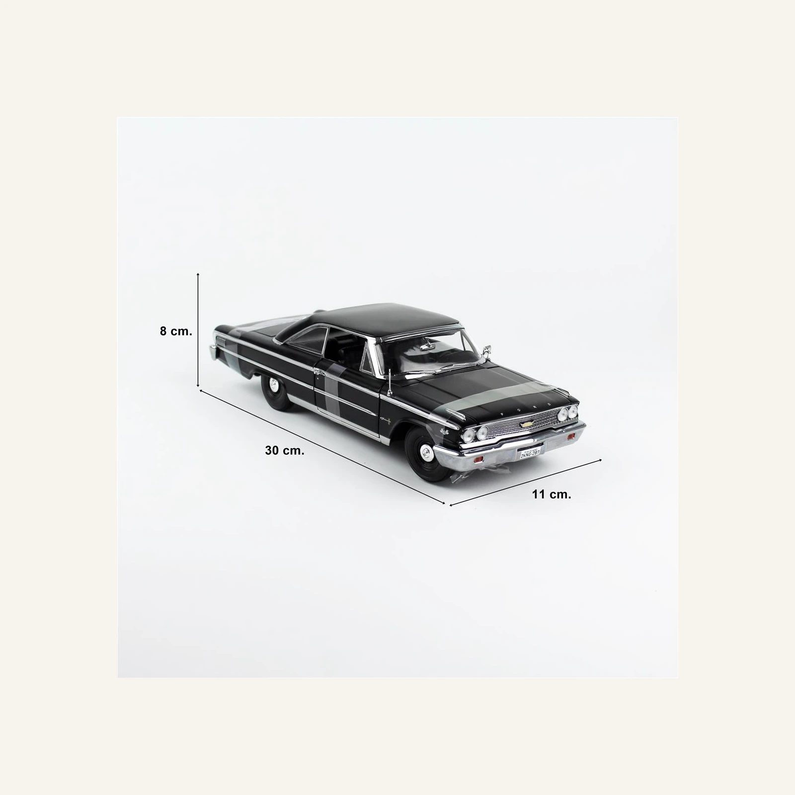 Sunstar 1475 1/18 Ölçek, 1963 Ford Galaxie 500/XL Hardtop, Yarı Mat Siyah