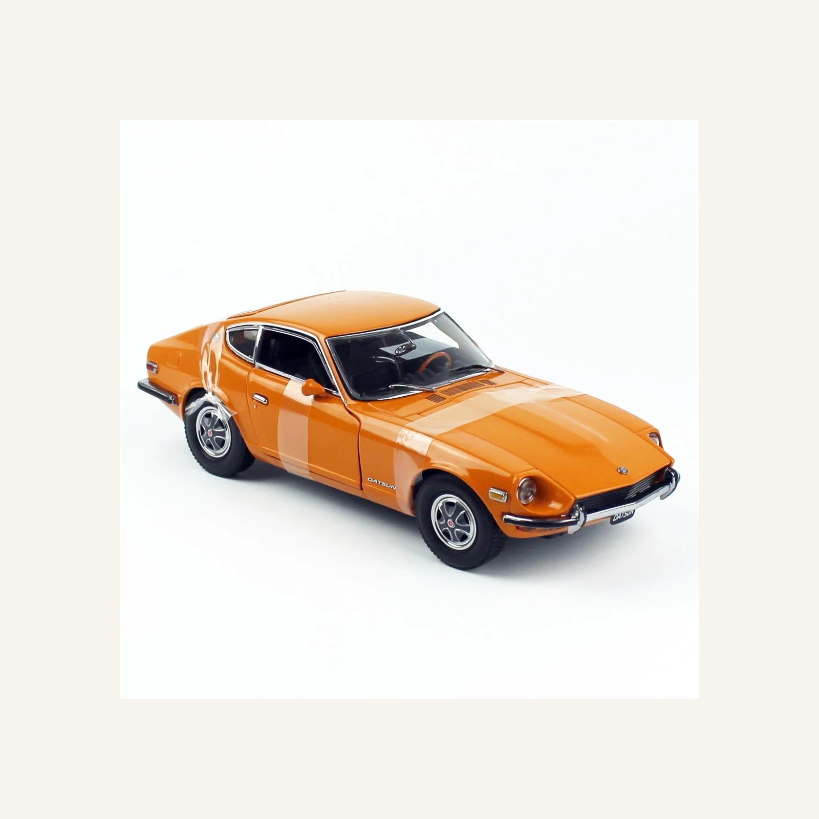 Sunstar 3511 1/18 Ölçek, 1972 Datsun 240Z, Turuncu