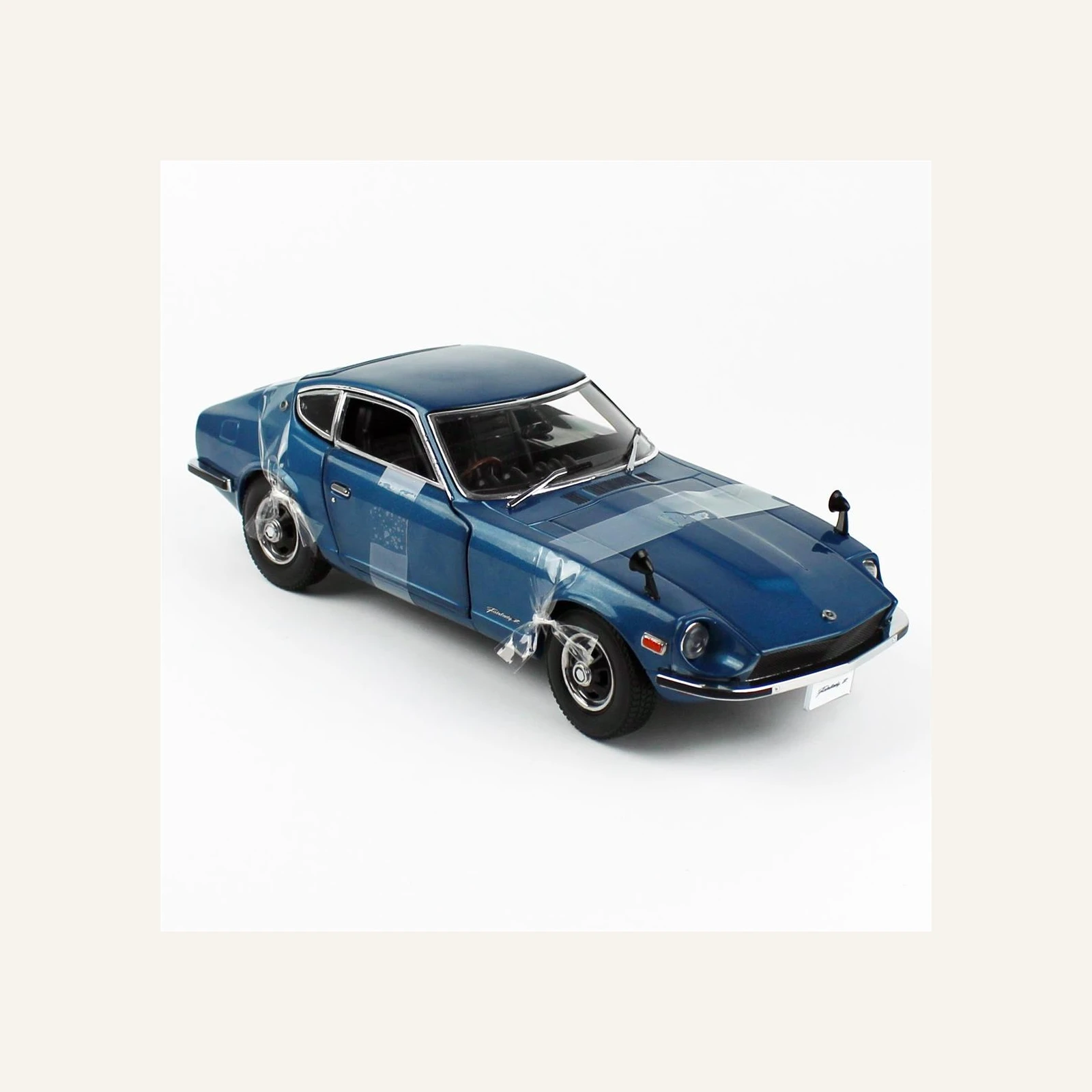 Sunstar 3513 1/18 Ölçek, 1970 Fairlady Z (S30), Mavi