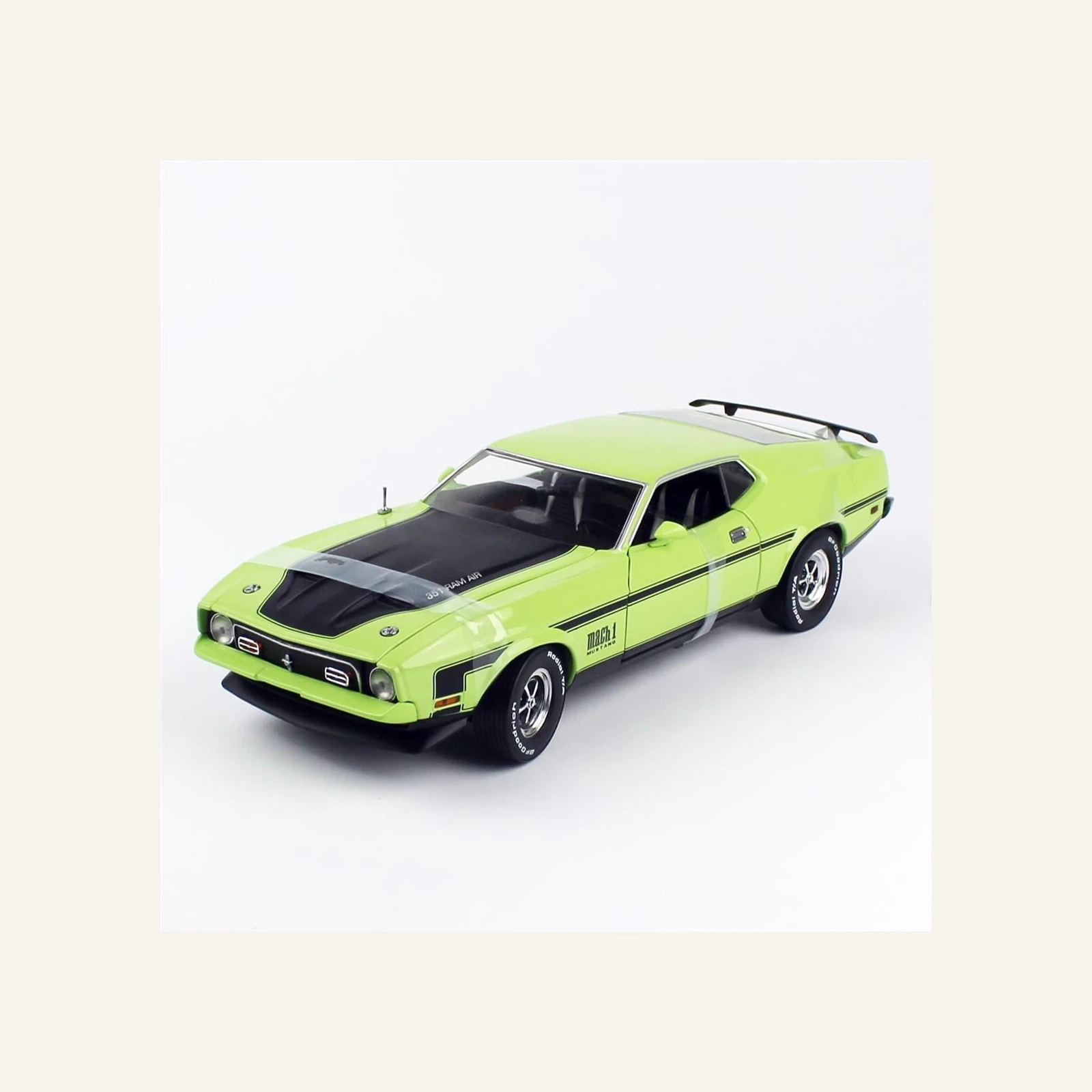 Sunstar 3638 1/18 Ölçek, 1971 Ford Mustang BOSS 351, Limon