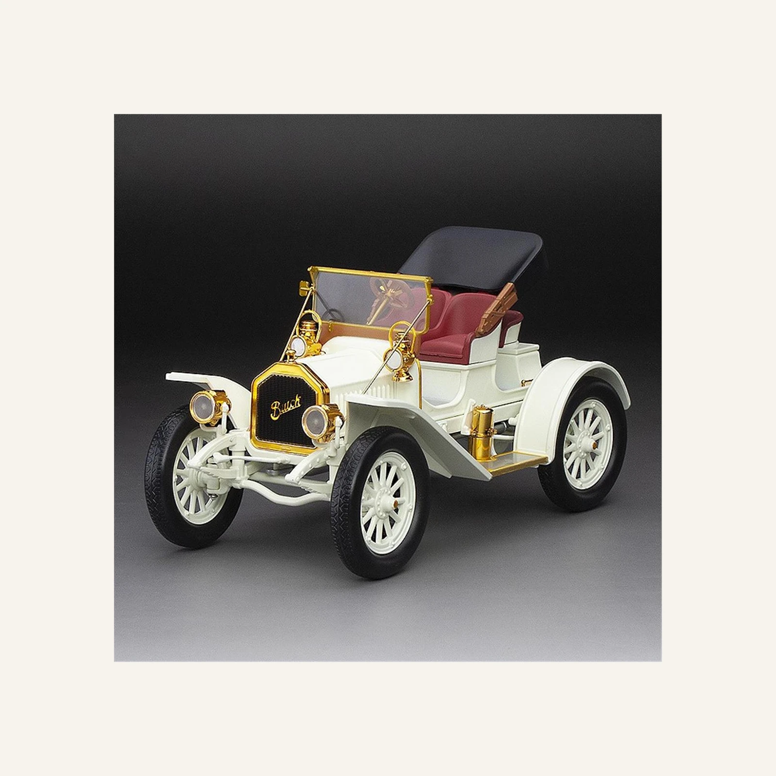 Sunstar 5726 1/18 Ölçek, 1908 Buick Model 10, Beyaz