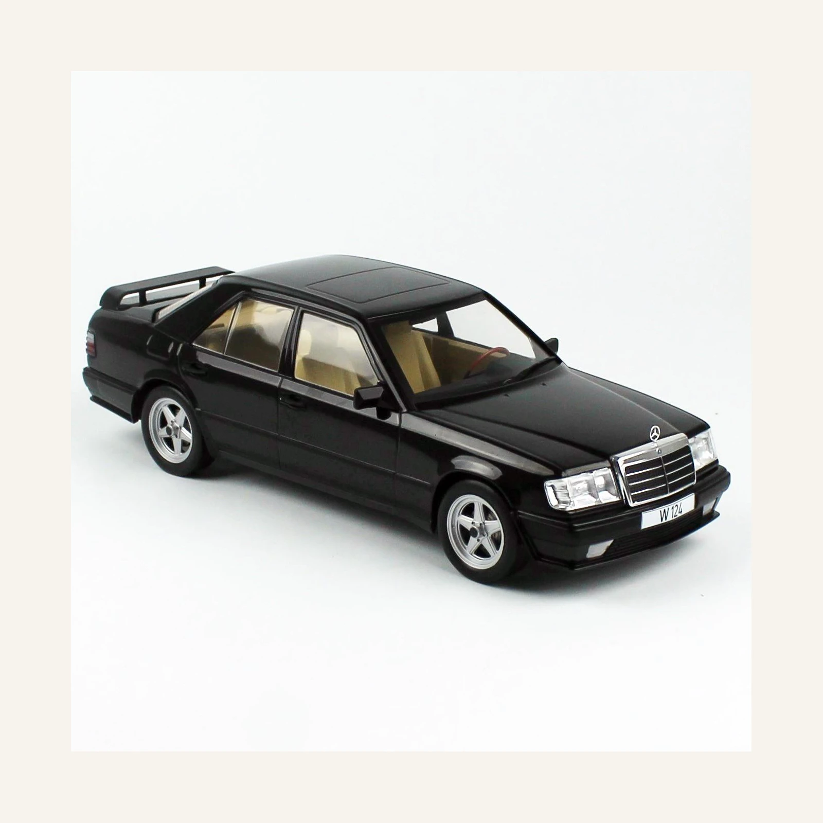 MCG Mercedes Benz E-Class (W124 Kasa) 1986