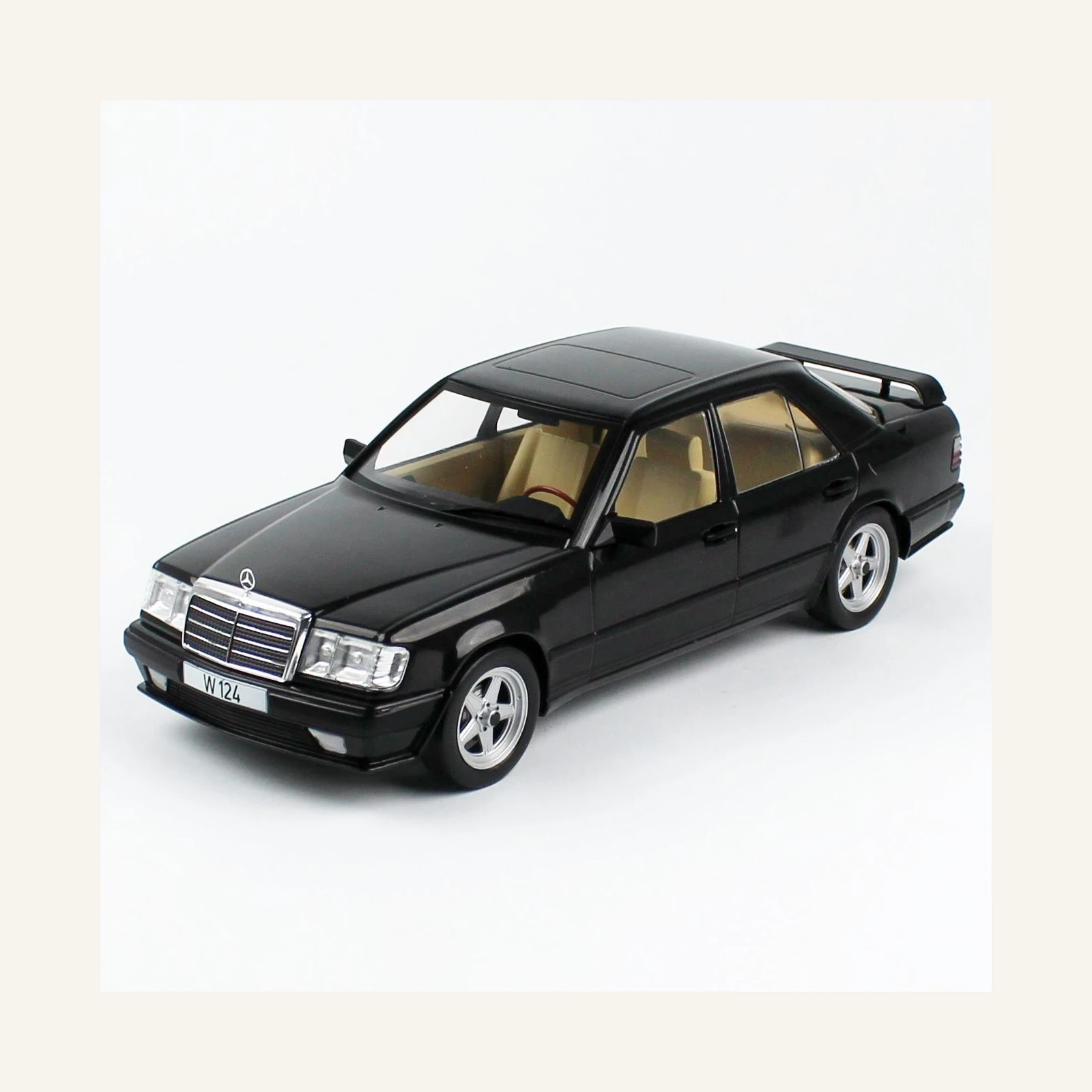 MCG Mercedes Benz E-Class (W124 Kasa) 1986