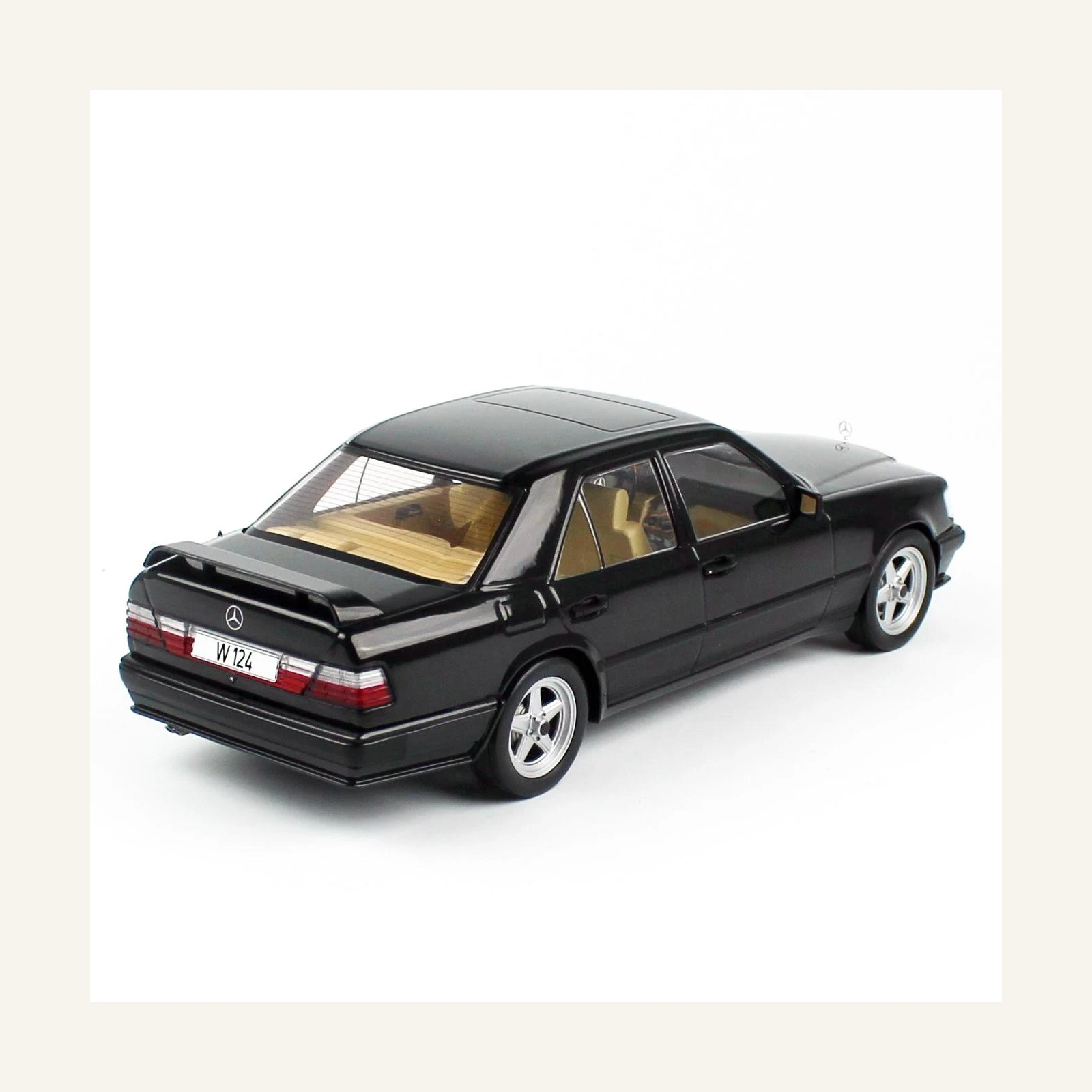 MCG Mercedes Benz E-Class (W124 Kasa) 1986
