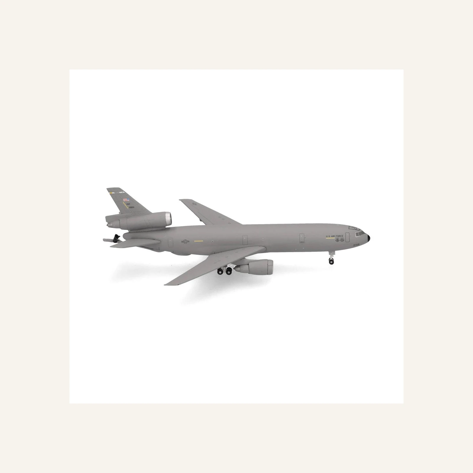 Herpa 538367 1/500 Ölçek, Amerikan Hava Kuvvetleri McDonnell Douglas KC-10 Extender, 60th AMW, 86-0031, Metal, Sergilemeye Hazı