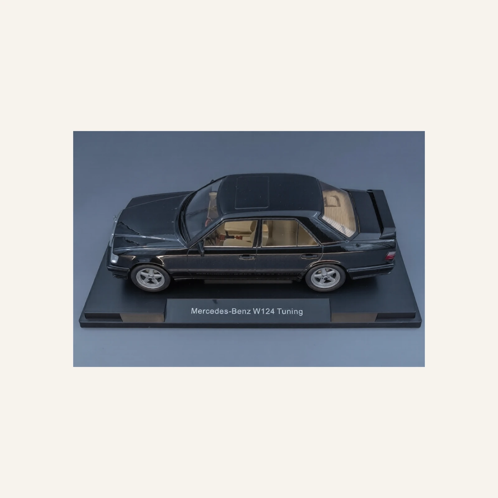 Mcg 18341 1/18 Ölçek, Mercedes Benz W124, Tuning-Black Metallik
