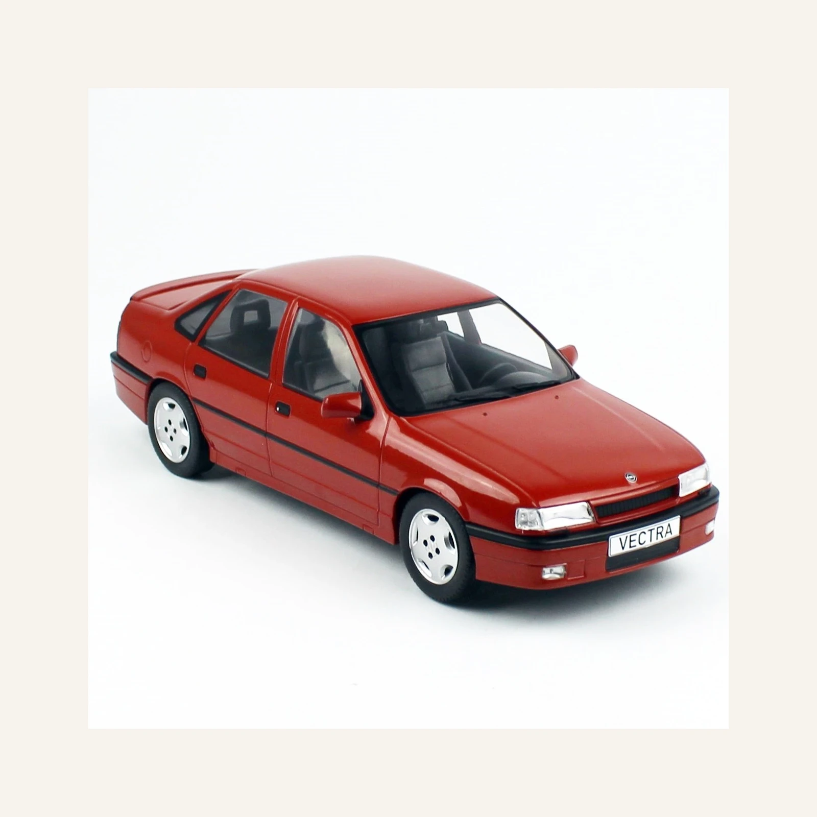 Mcg 18461 1/18 Ölçek Opel Vectra A 2000-1990, Kırmızı